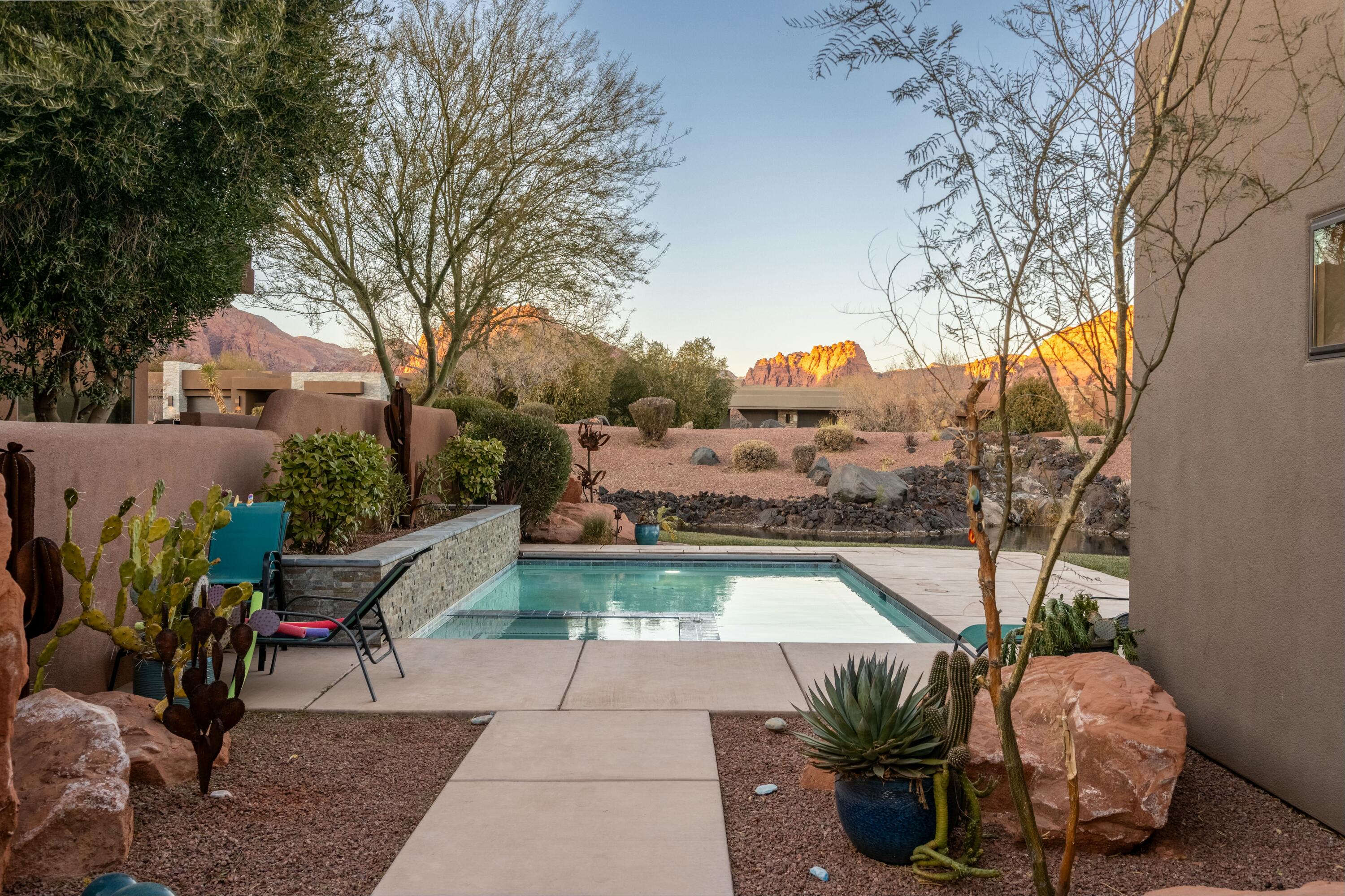 RESERVE OF ENTRADA SNOW CANYON PATIO HOMES - Residential