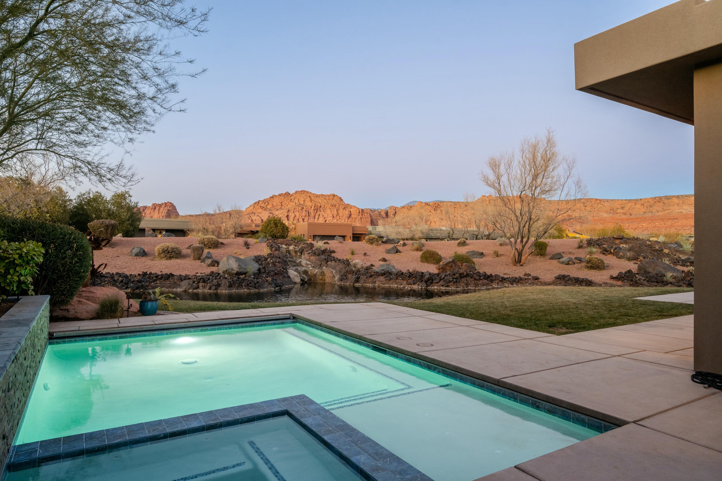 RESERVE OF ENTRADA SNOW CANYON PATIO HOMES - Residential