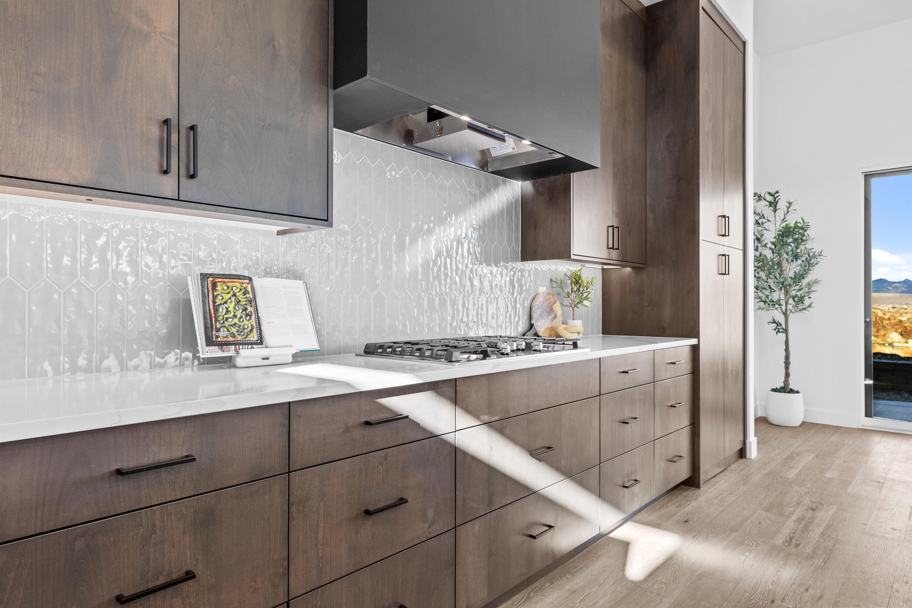 FALCON RIDGE - Residential