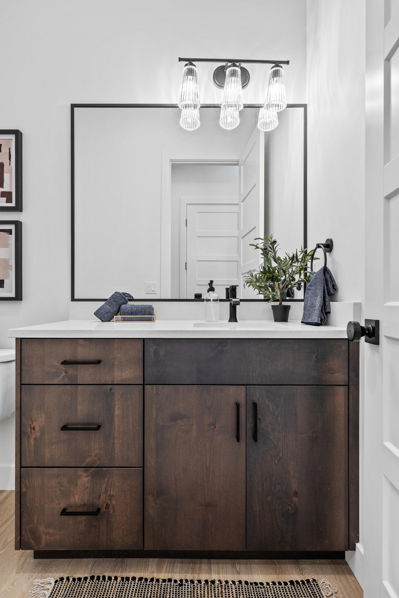 FALCON RIDGE - Residential