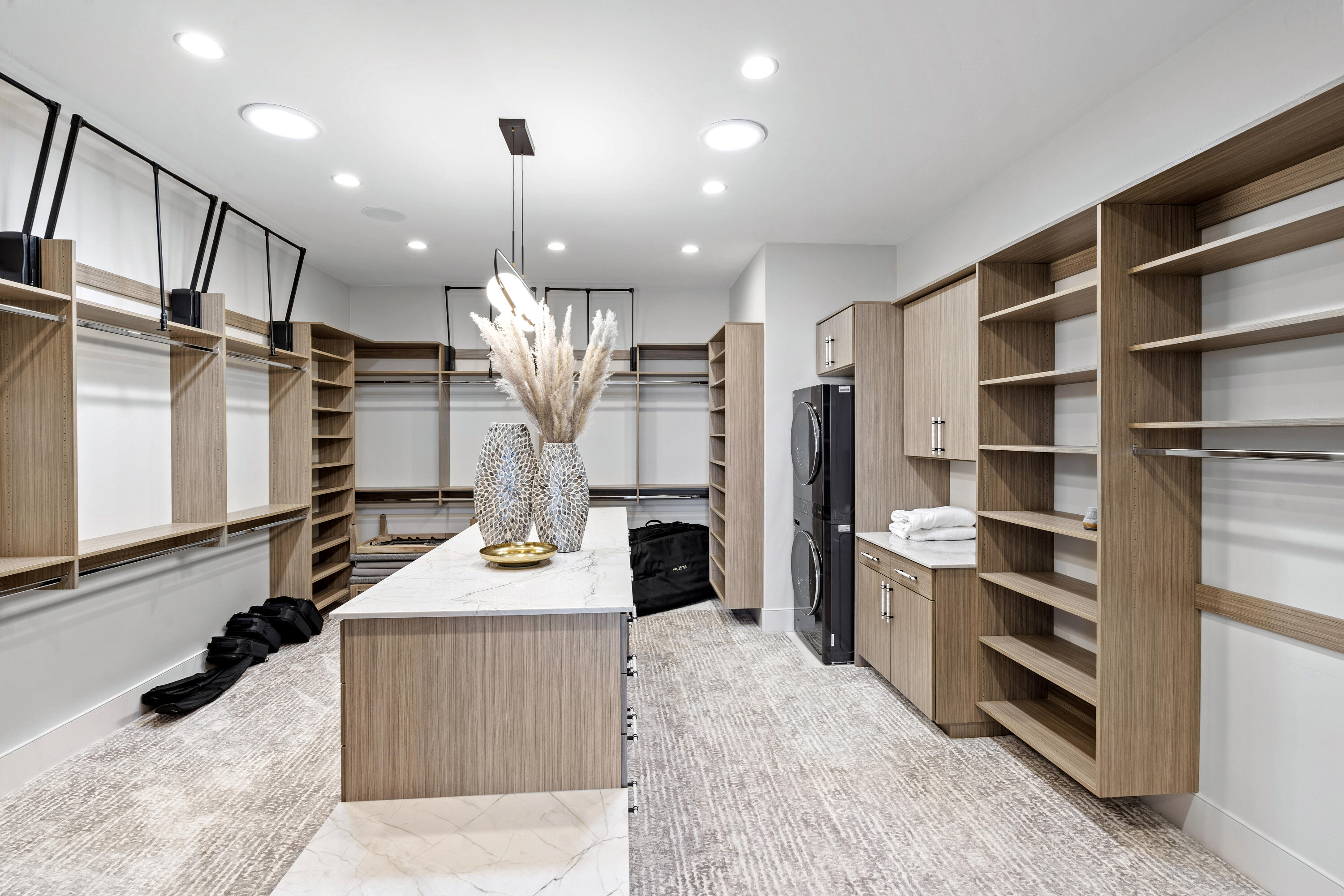 STONE CLIFF - Residential