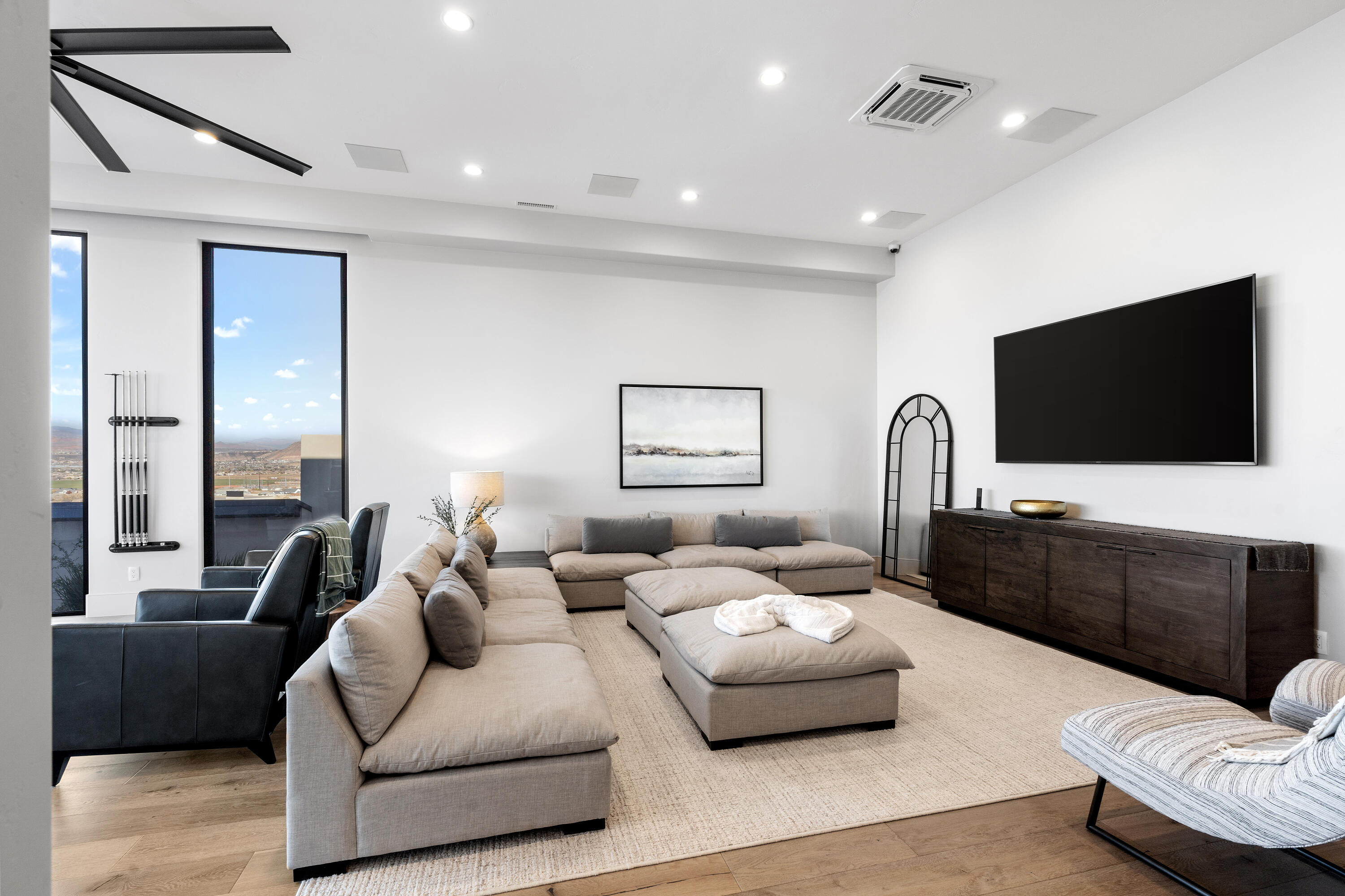 STONE CLIFF - Residential