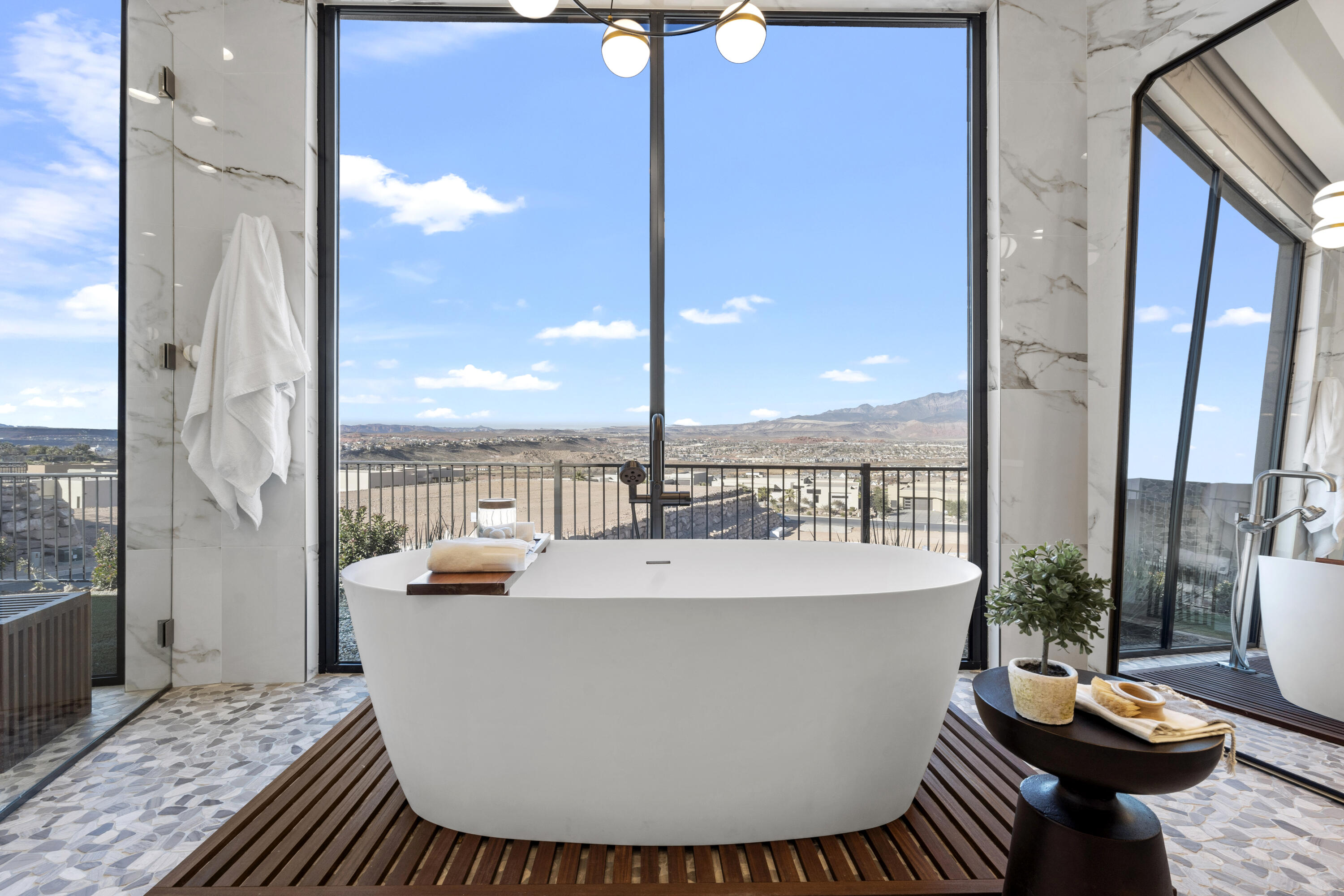 STONE CLIFF - Residential