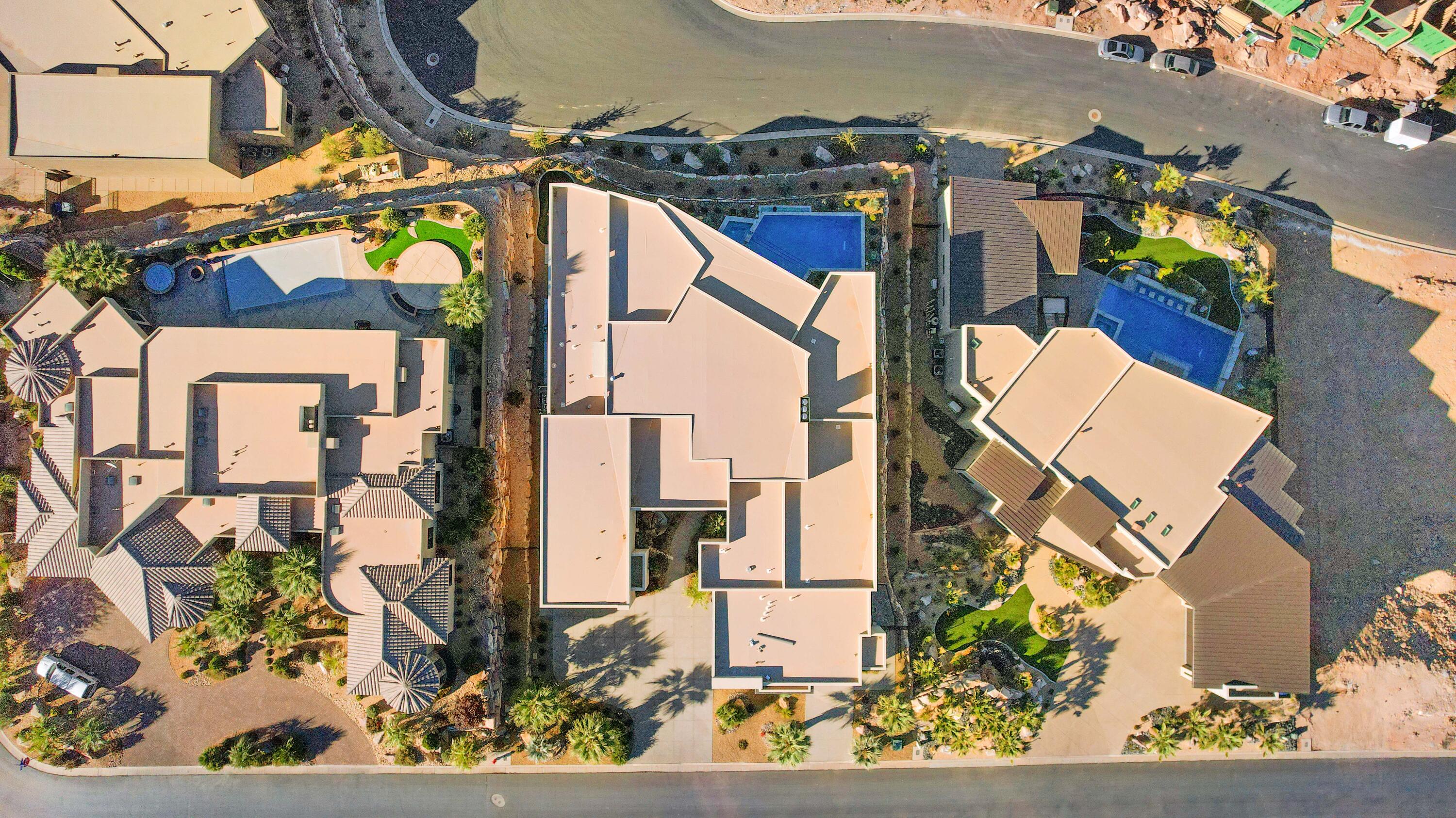 STONE CLIFF - Residential