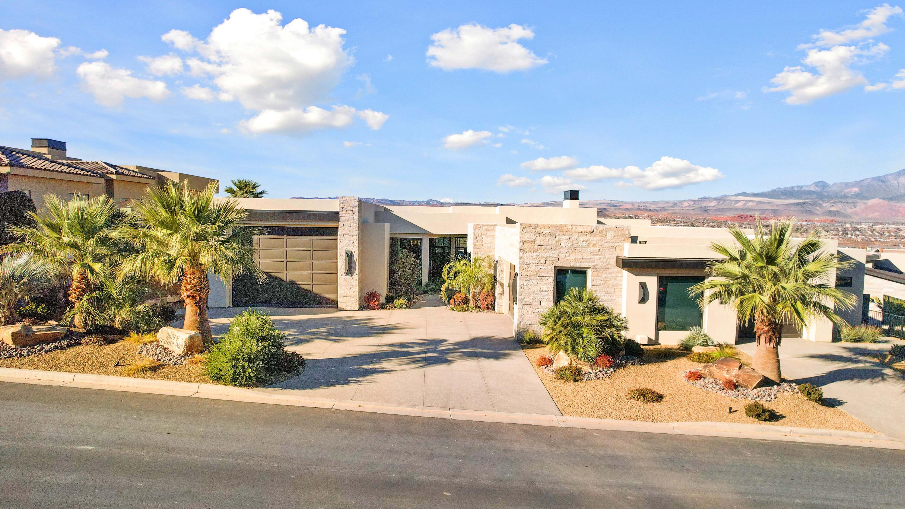 STONE CLIFF - Residential