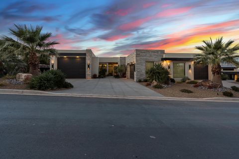 Tiny photo for 2679 E GRANITE Way, Saint George, UT 84790 (MLS # 26-271859)