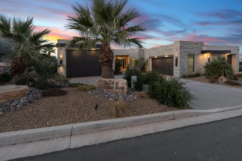 Tiny photo for 2679 E GRANITE Way, Saint George, UT 84790 (MLS # 26-271859)