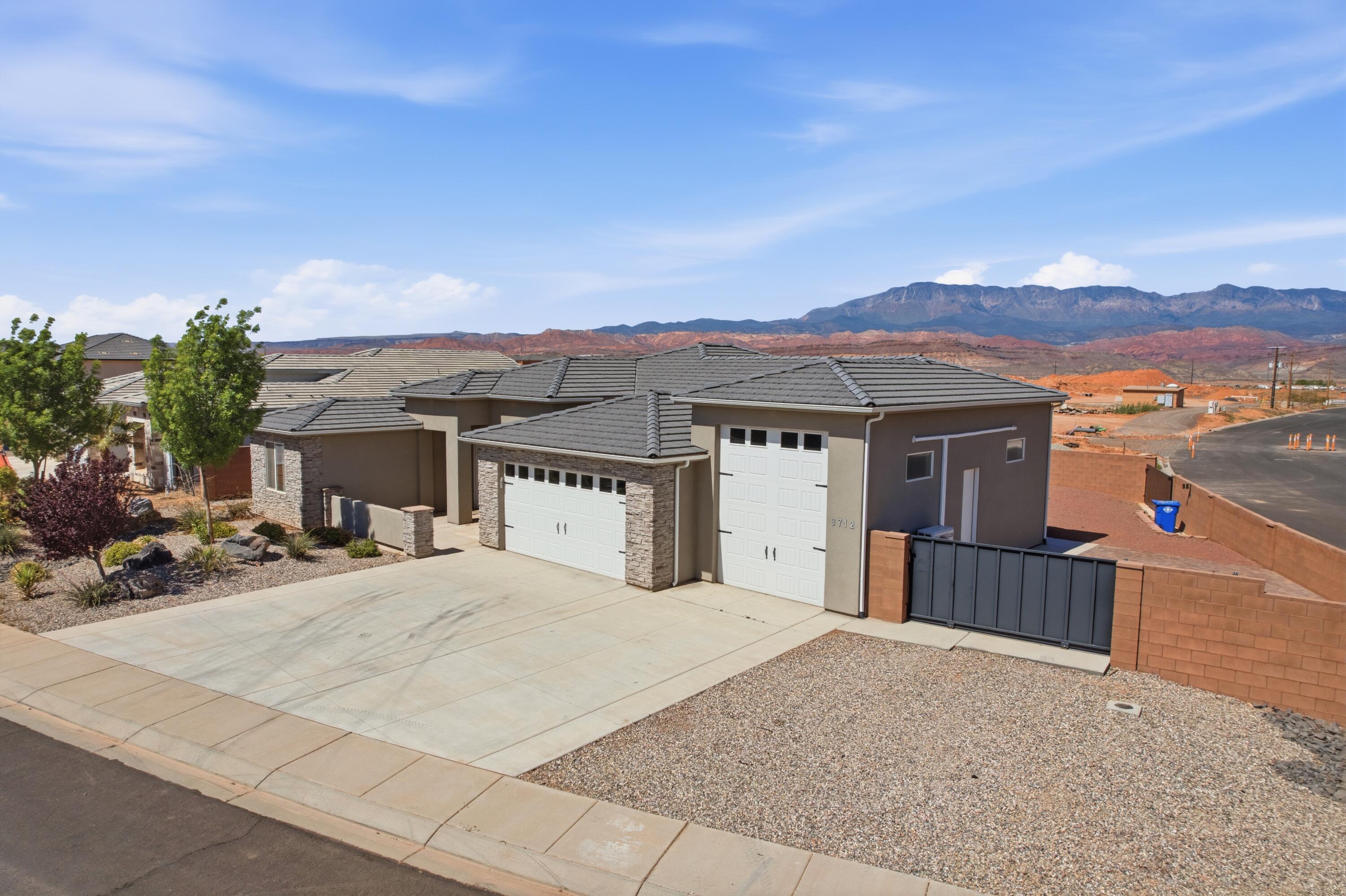 DIXIE SPRINGS - Residential