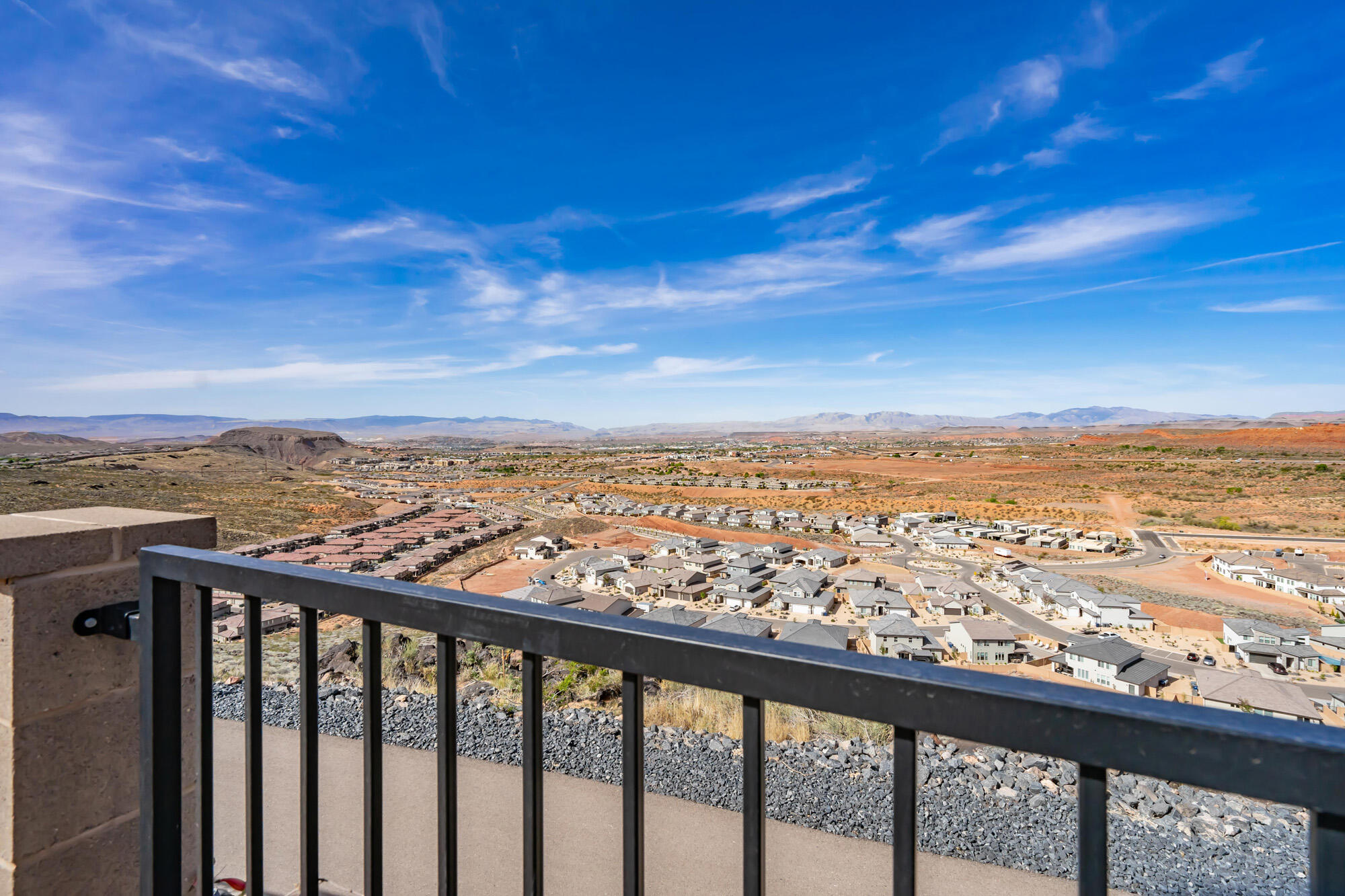 SOLIS AT CORAL CANYON - Residential