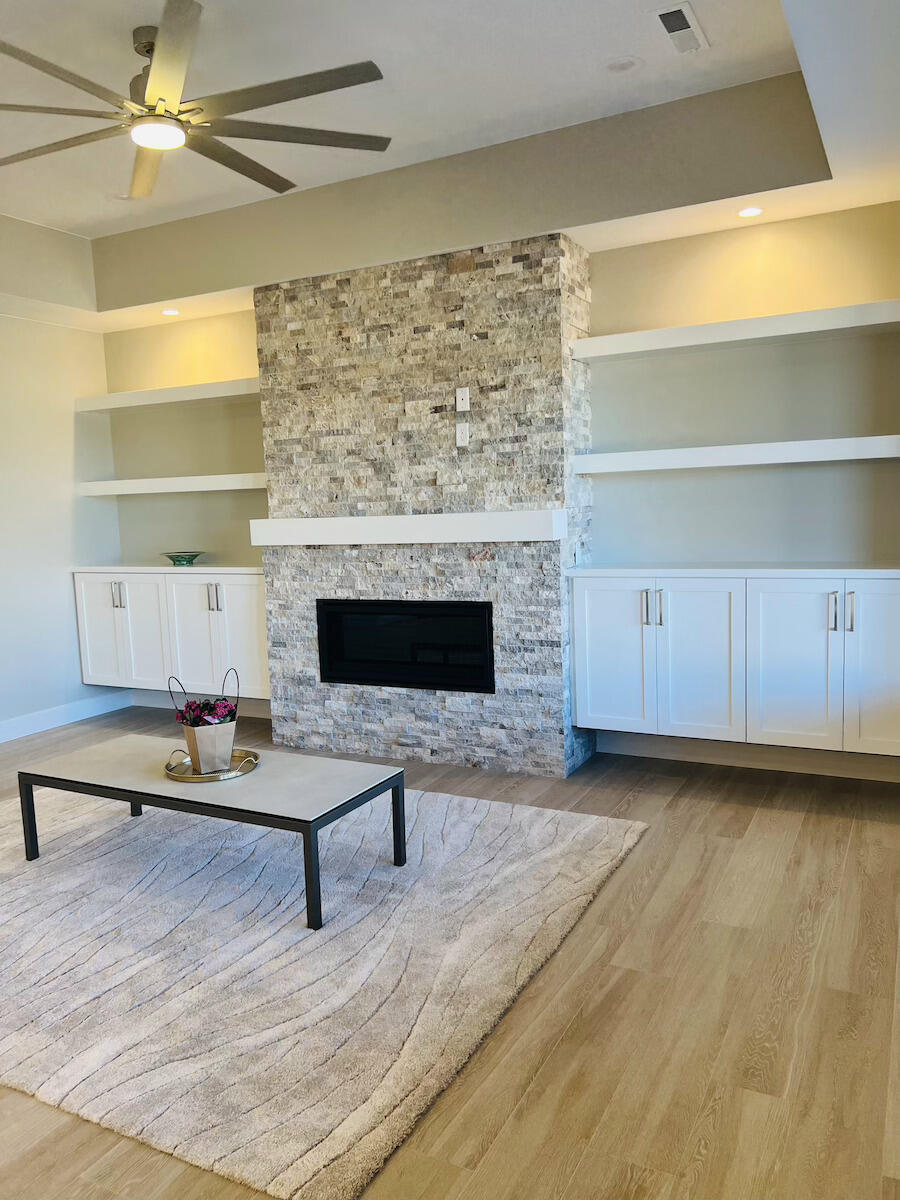 MOJAVE MESA - Residential