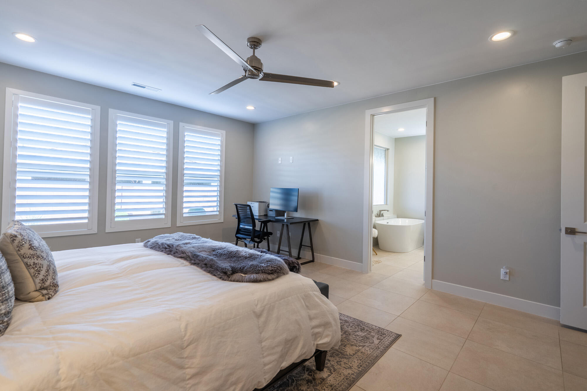 MOJAVE MESA - Residential