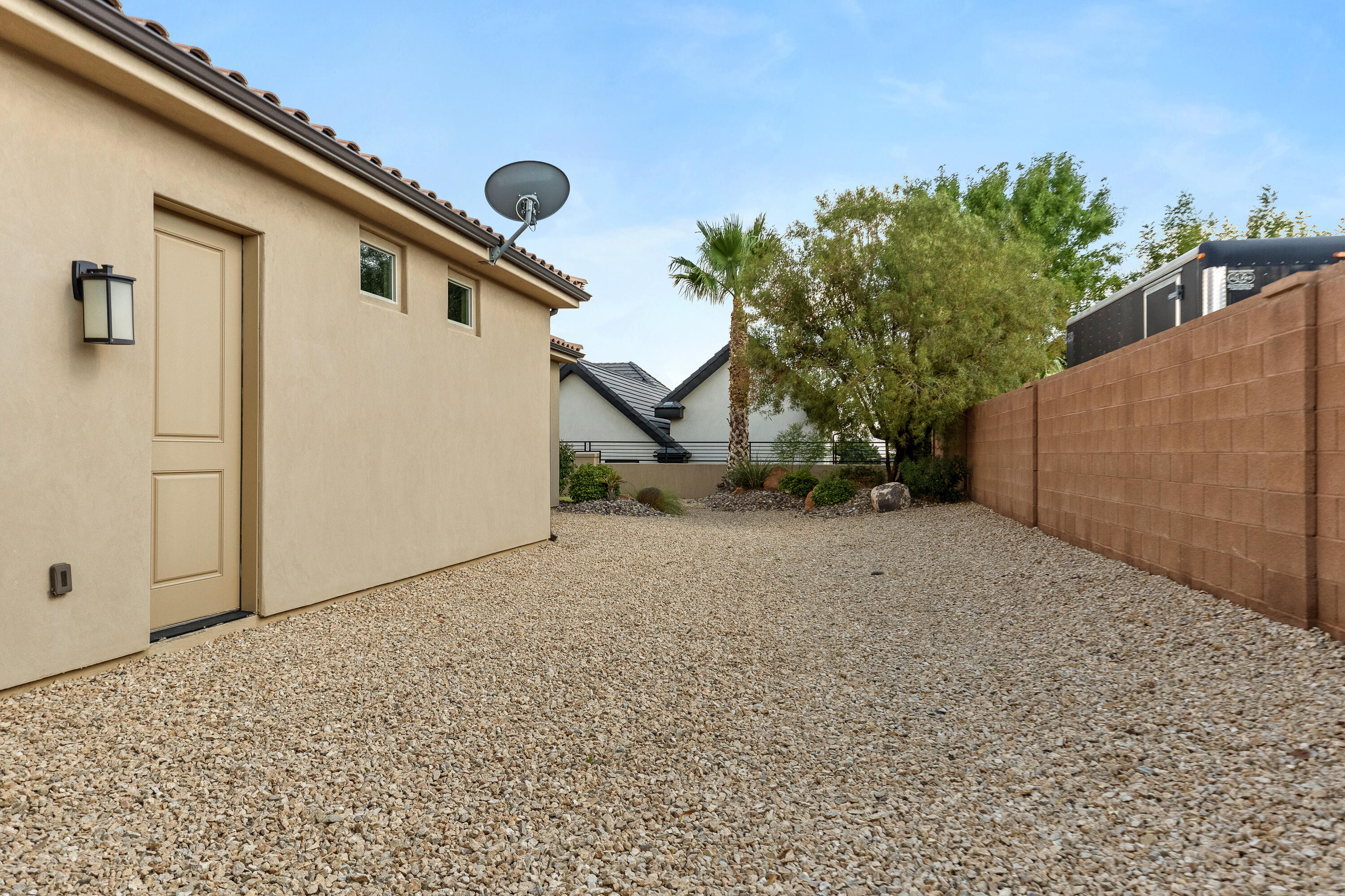 LAST SUN AT GREEN SPRINGS - Residential