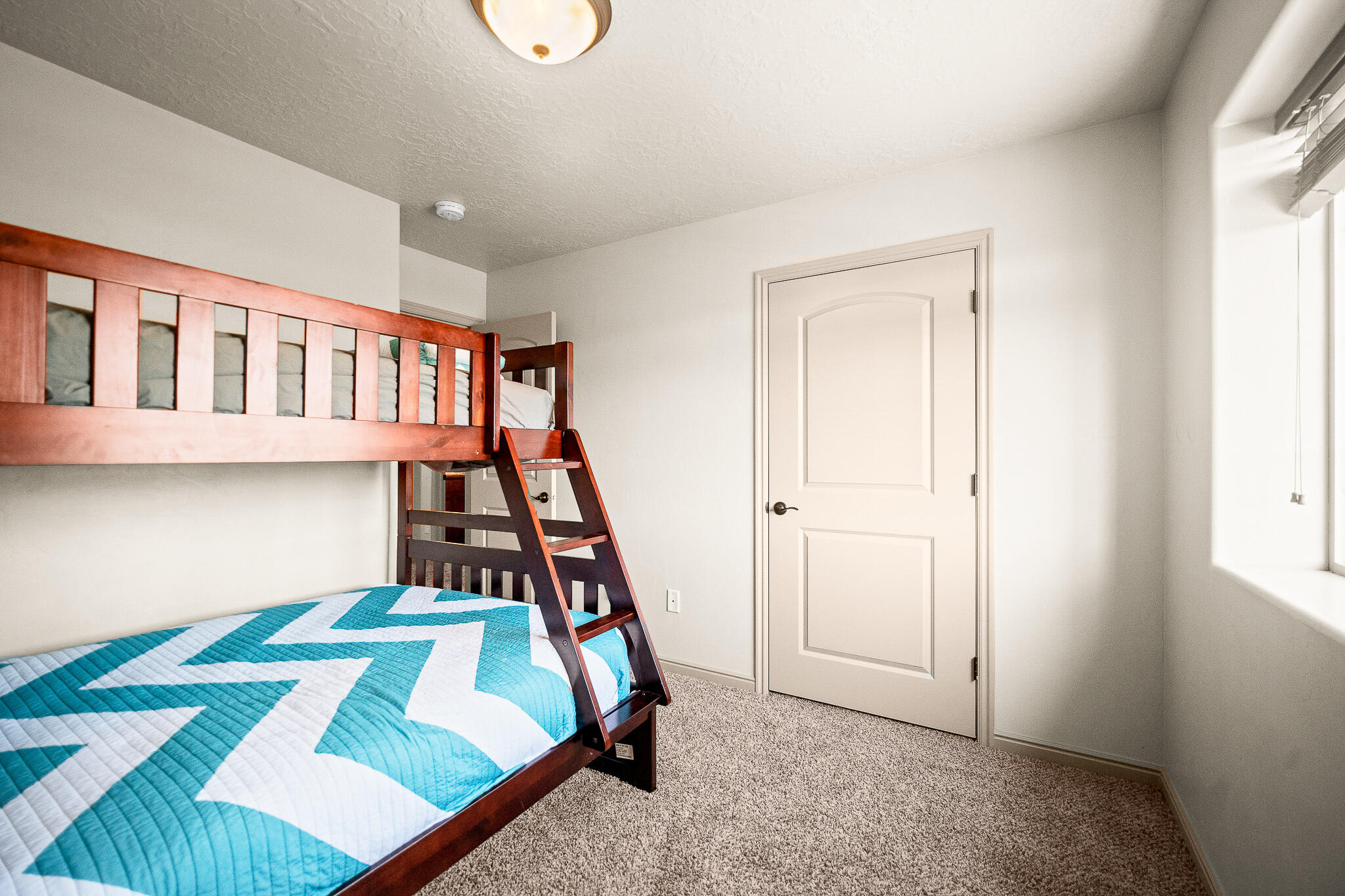 MILLCREEK SPRINGS TOWNHOMES - Residential