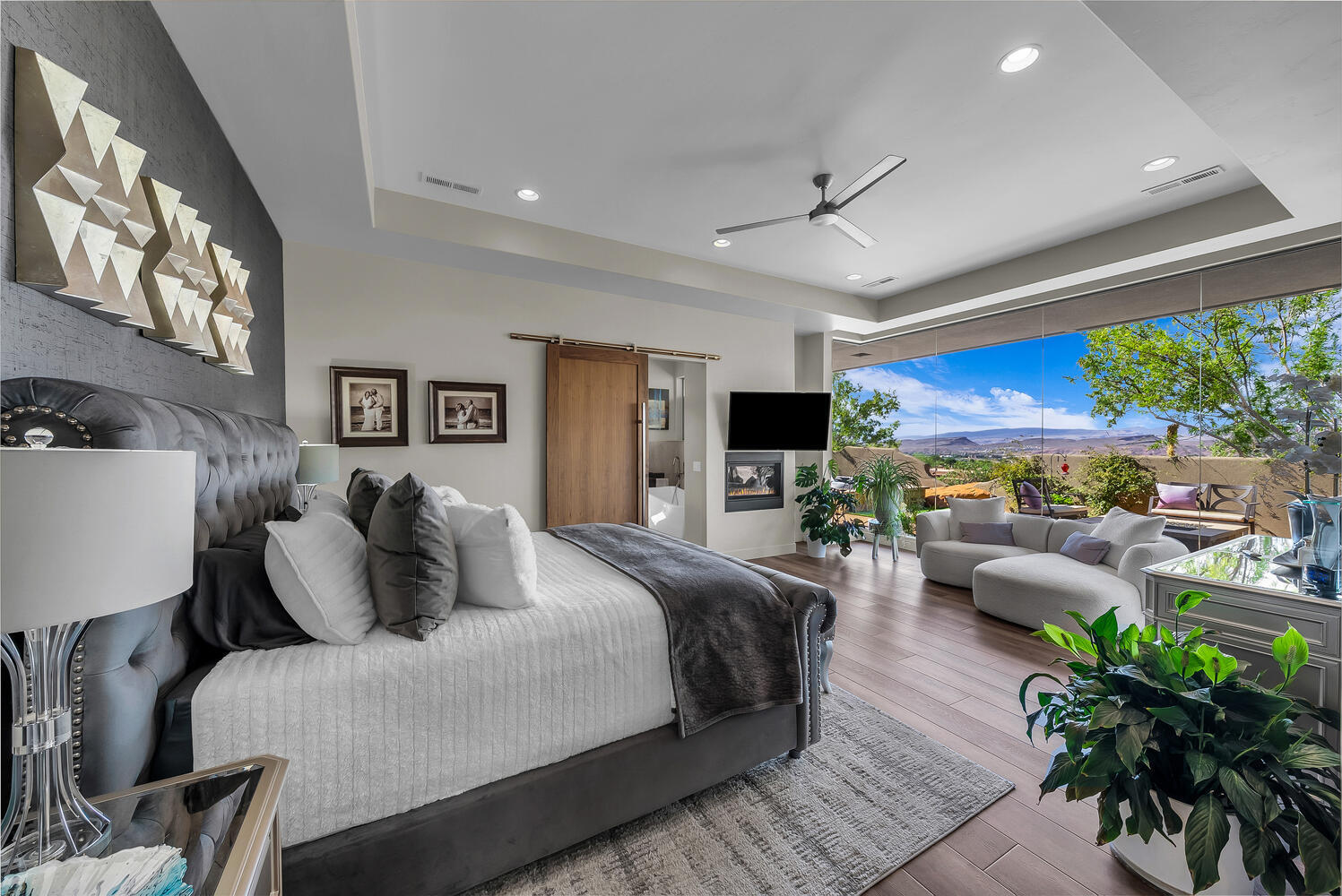 VISTAS AT ENTRADA - Residential