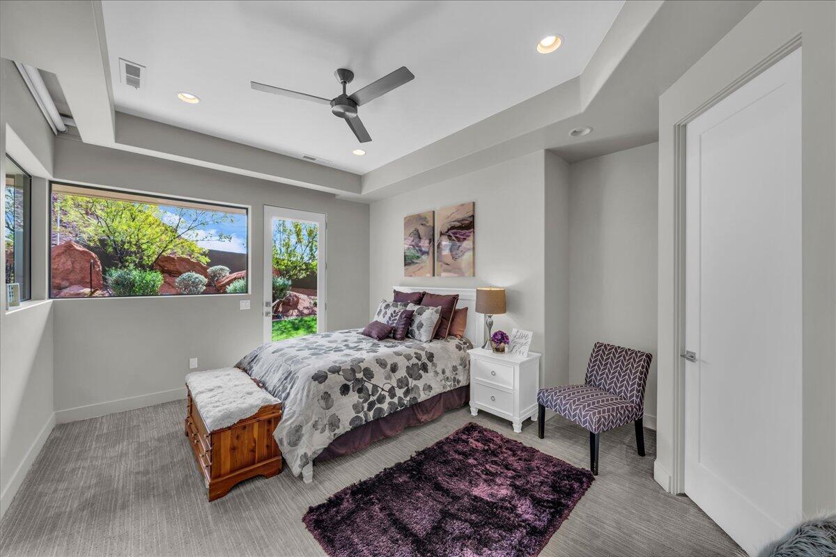 VISTAS AT ENTRADA - Residential