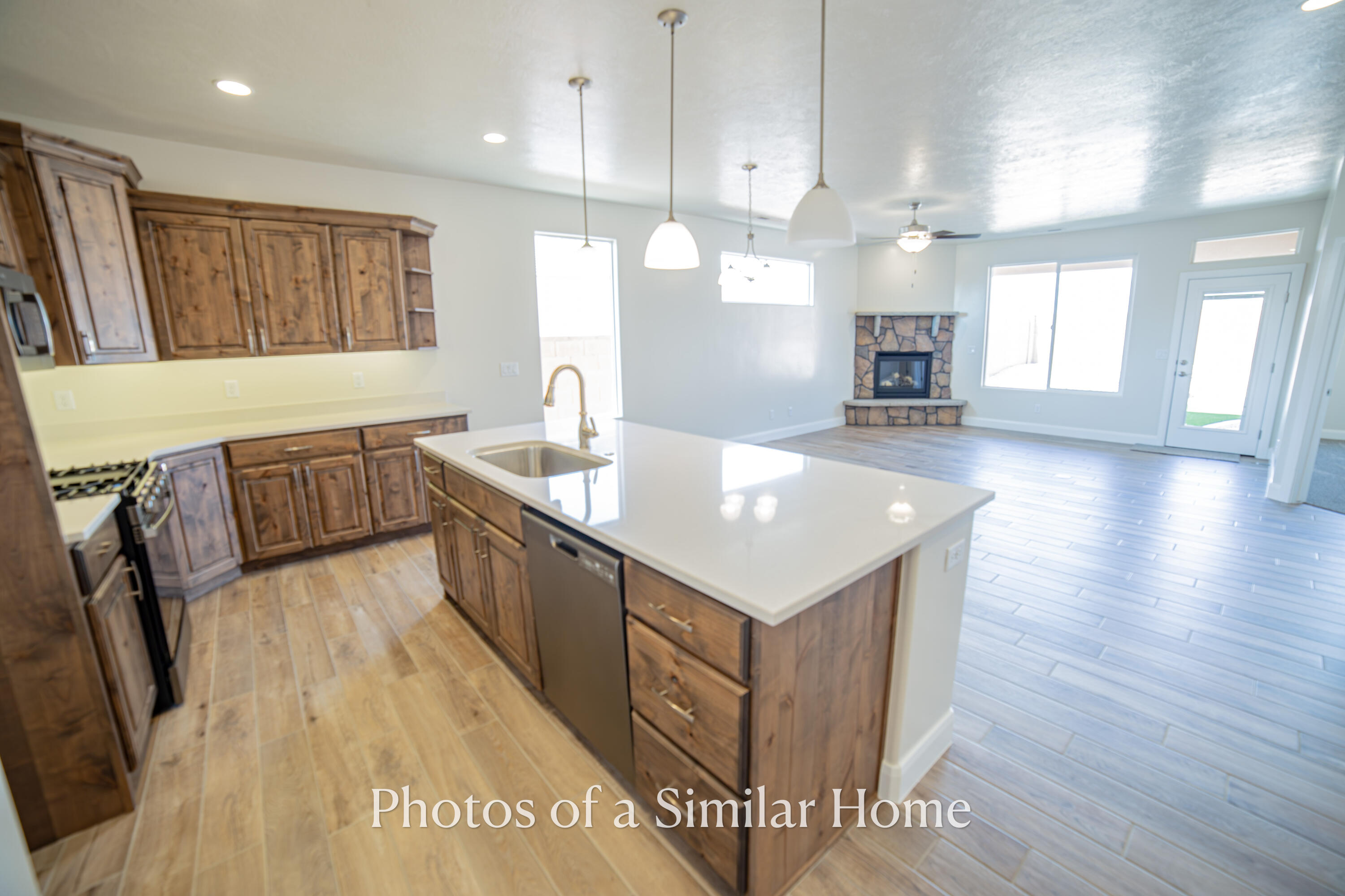 SKY VALLEY - Residential