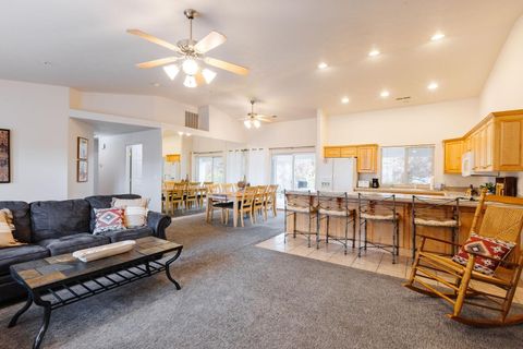Photo of 1845 W Canyon View DR 1017 #1017, Saint George, UT 84770 (MLS # 26-271399)
