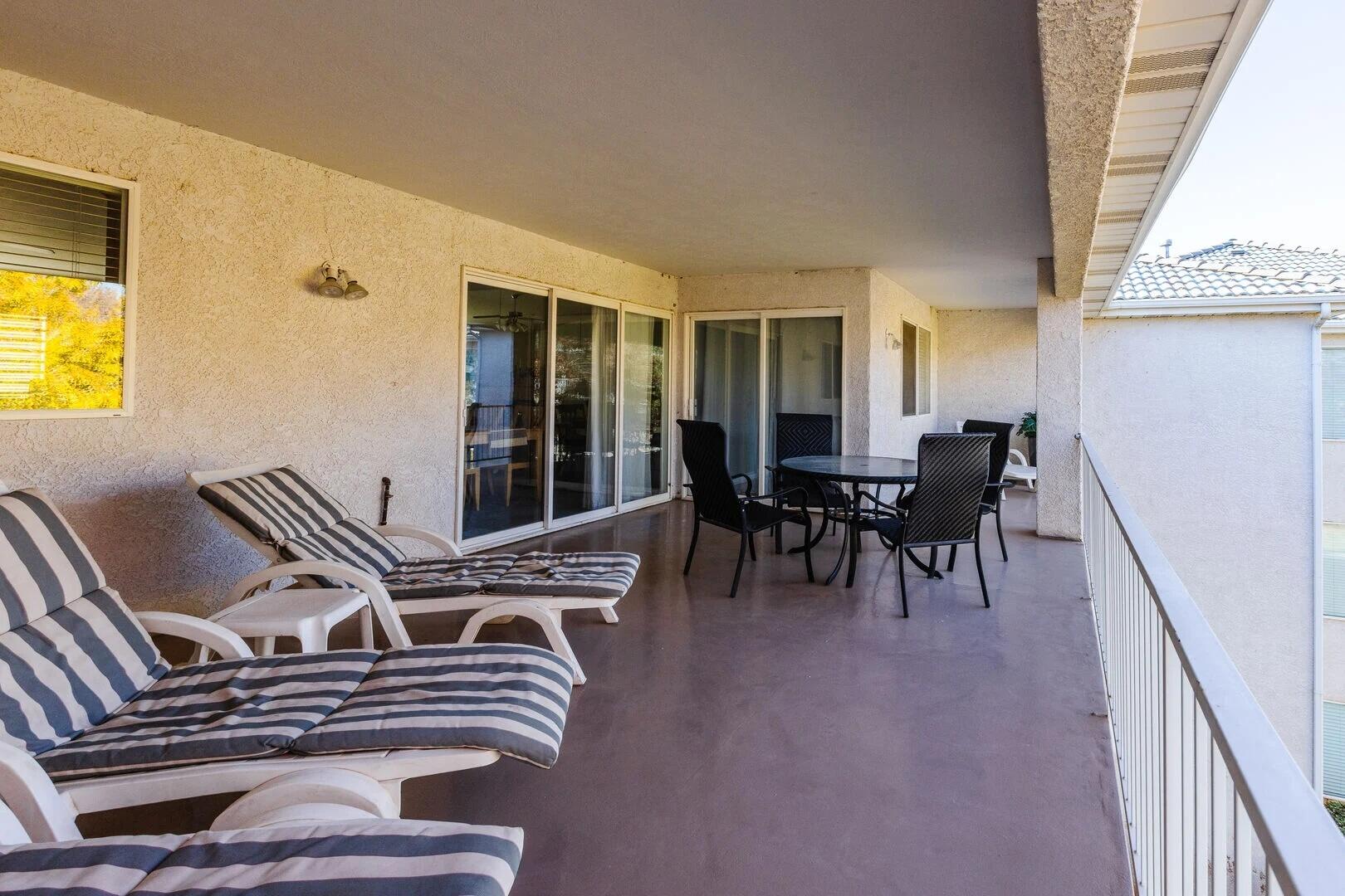 LAS PALMAS RESORT CONDOS - Residential