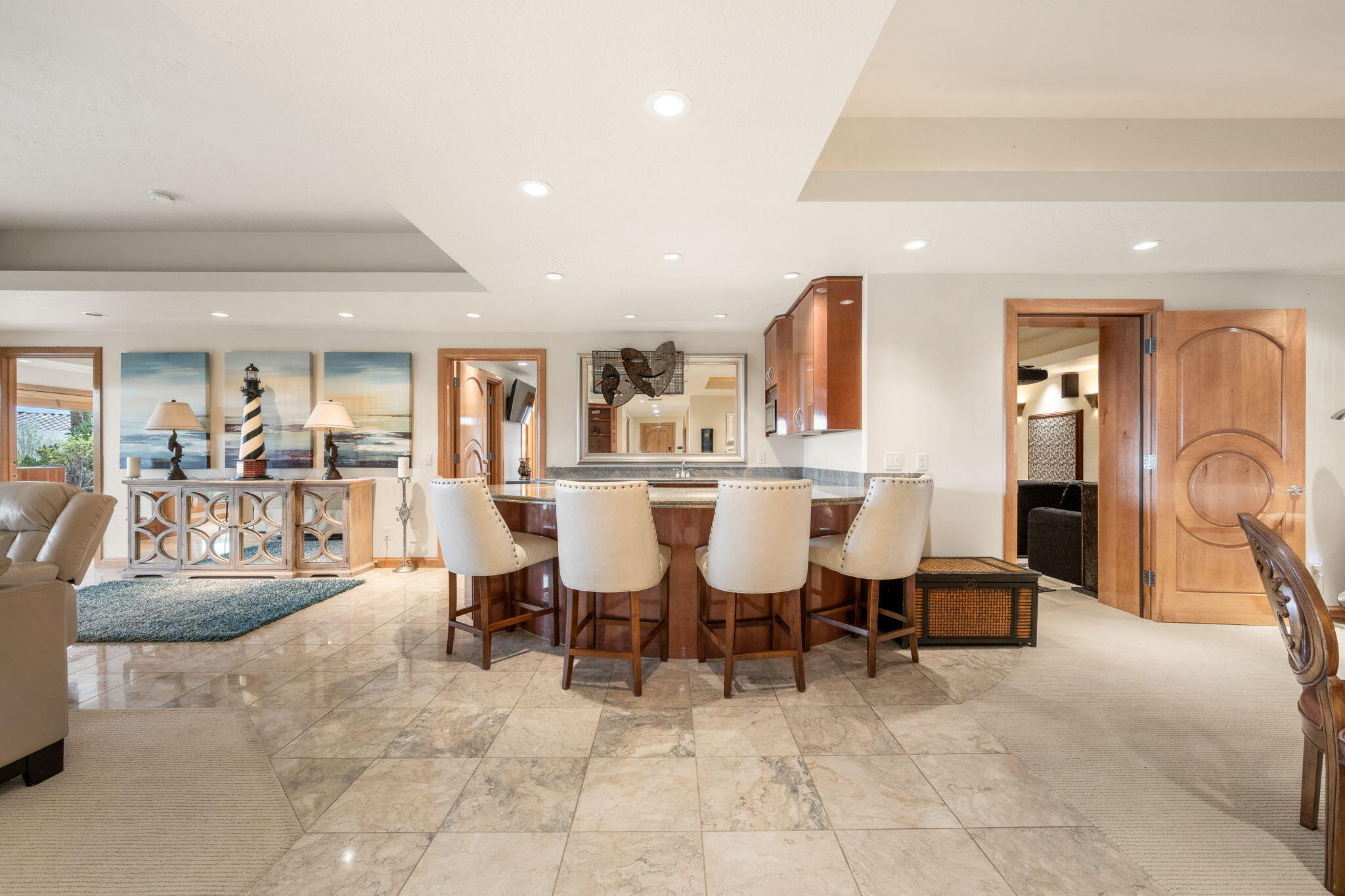 FALCON POINT - Residential