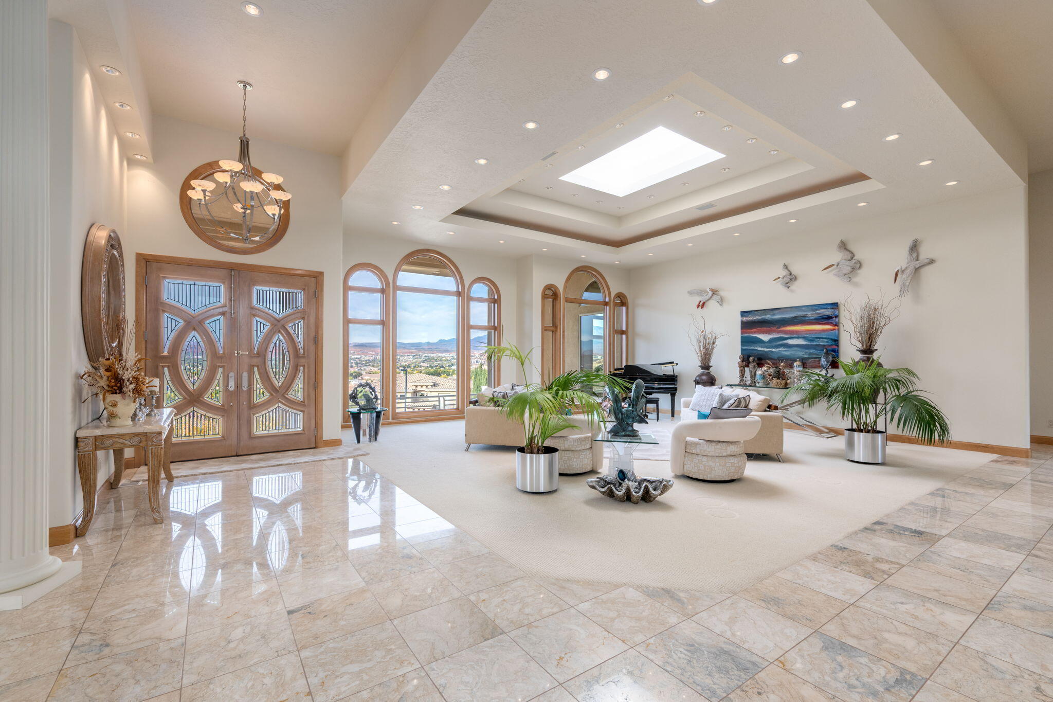 FALCON POINT - Residential