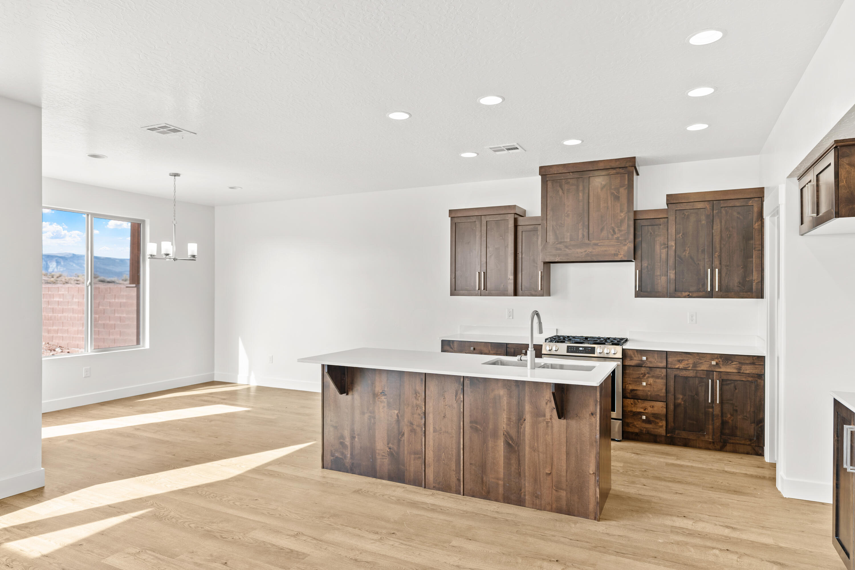 STRAWBERRY FIELDS ESTATES - Residential