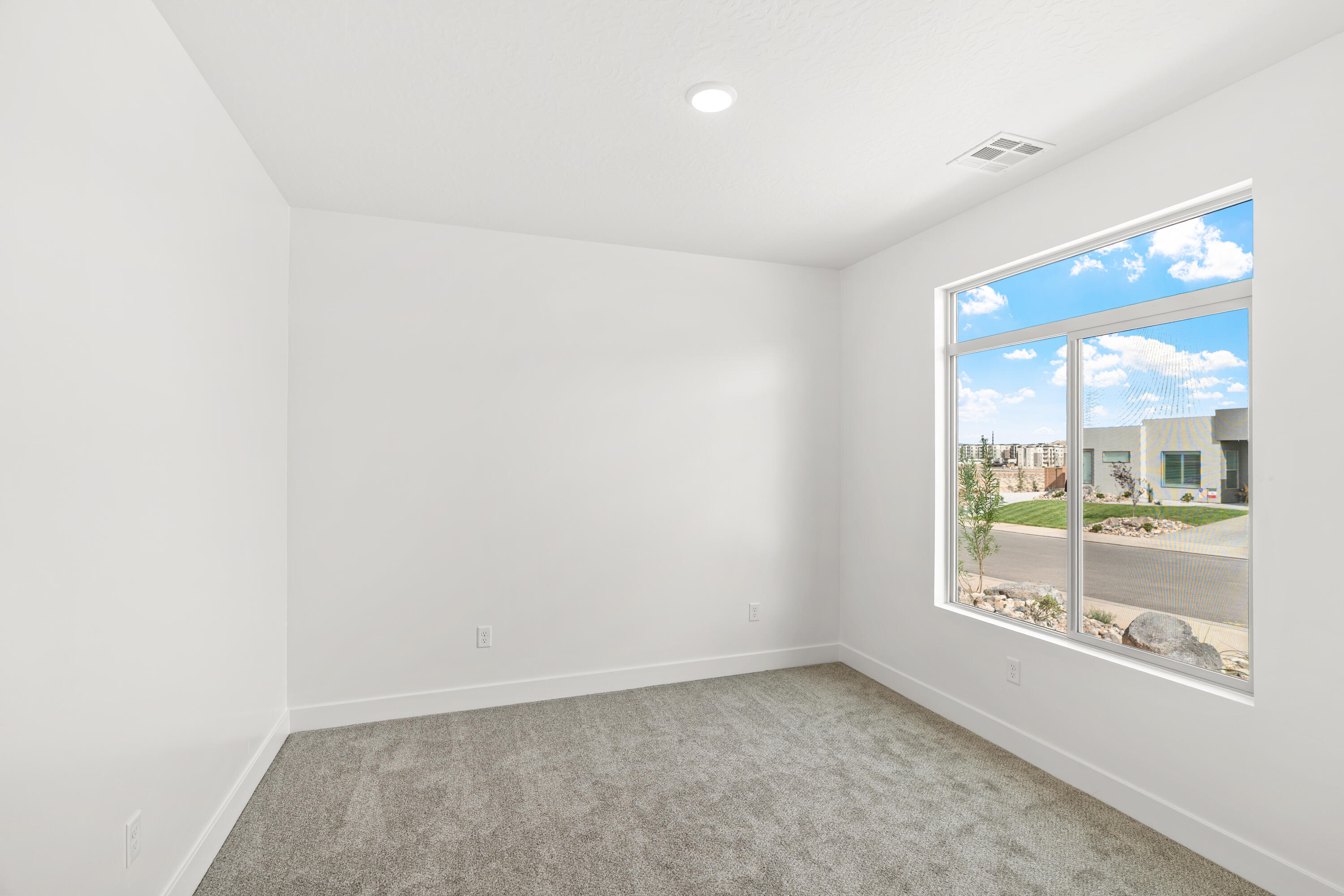 STRAWBERRY FIELDS ESTATES - Residential