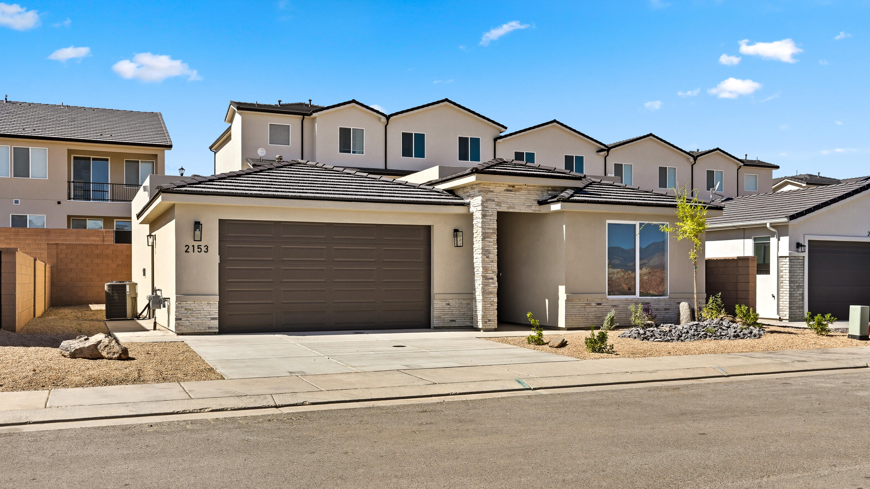 HURRICANE VIEWS - Residential