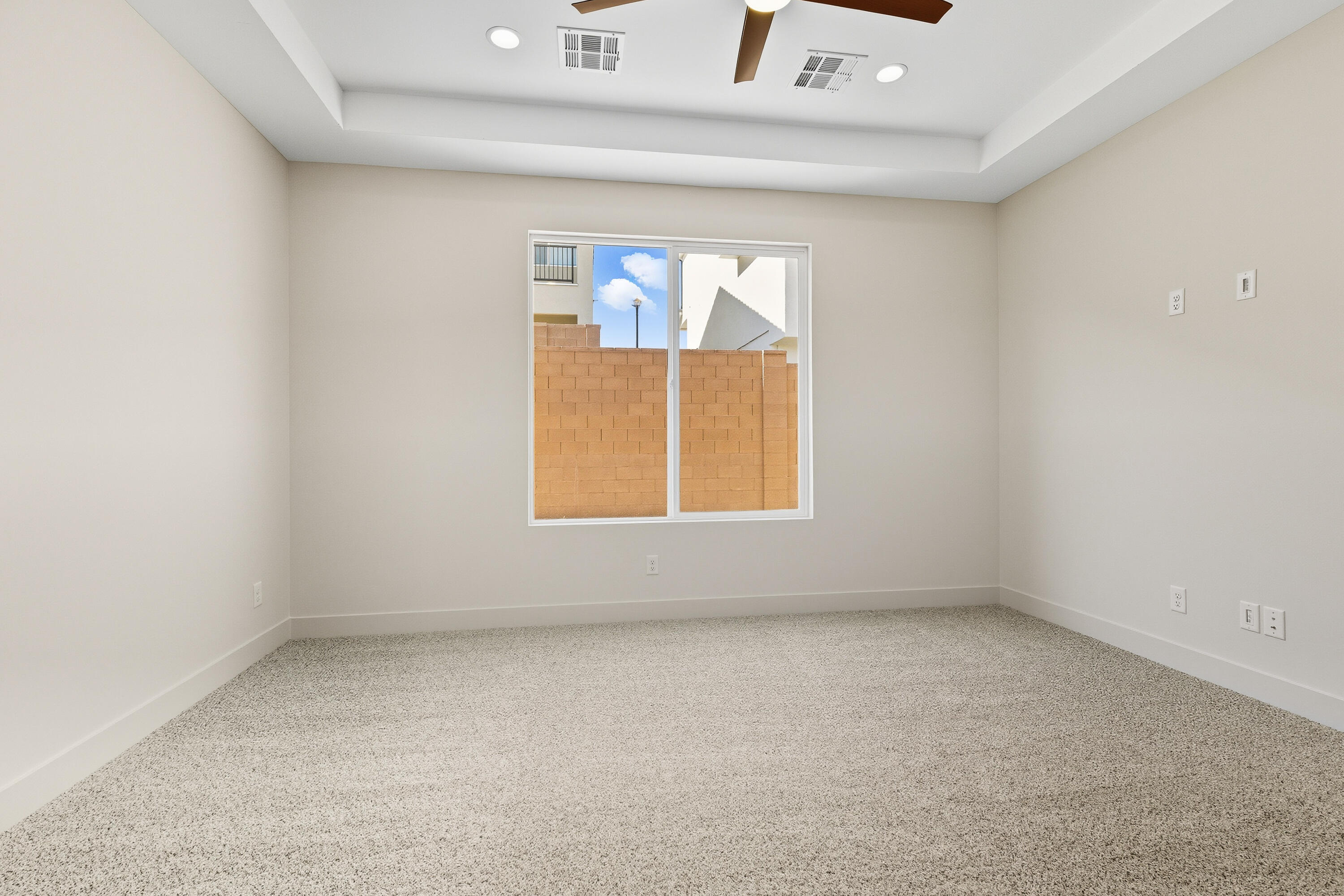 HURRICANE VIEWS - Residential