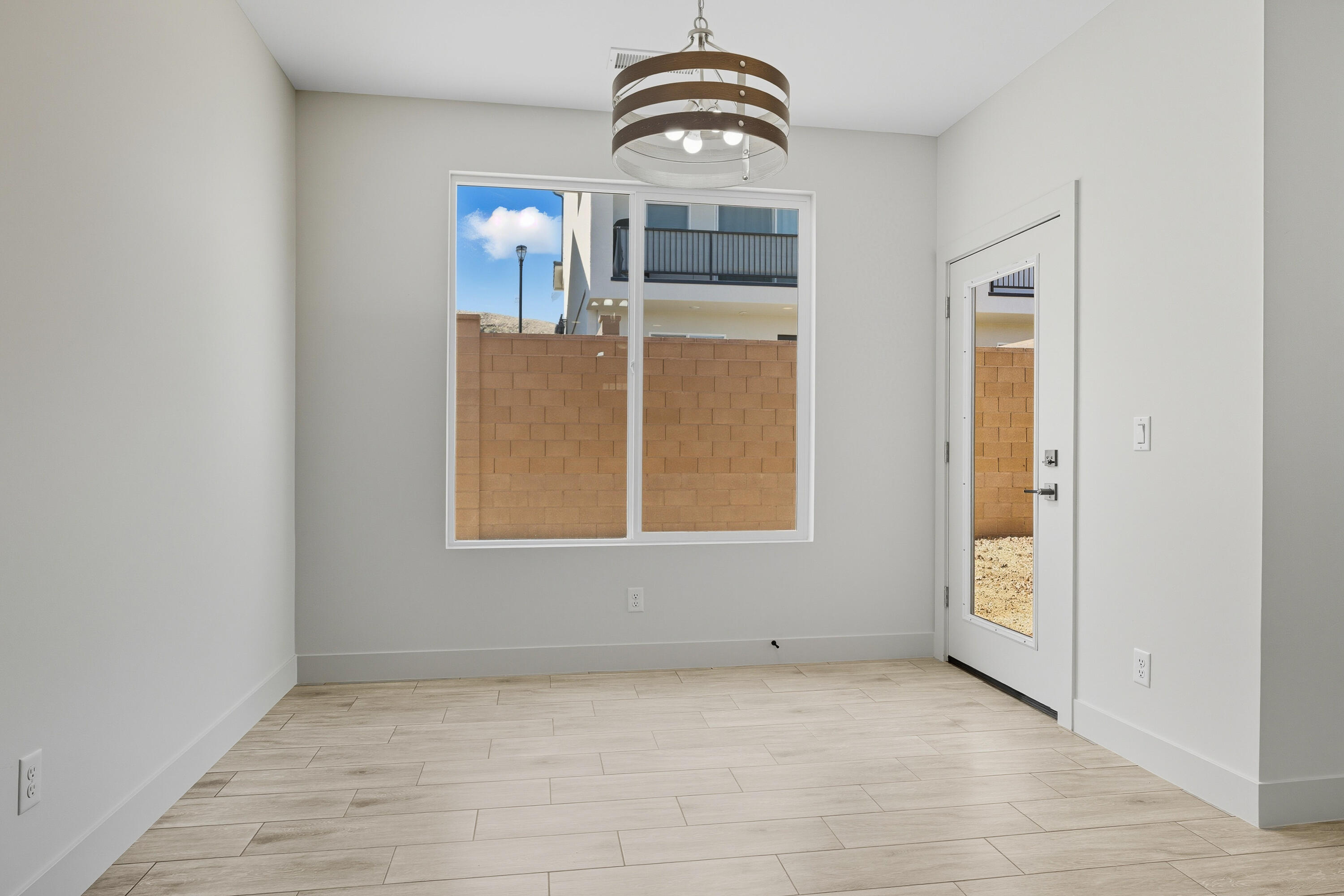 HURRICANE VIEWS - Residential