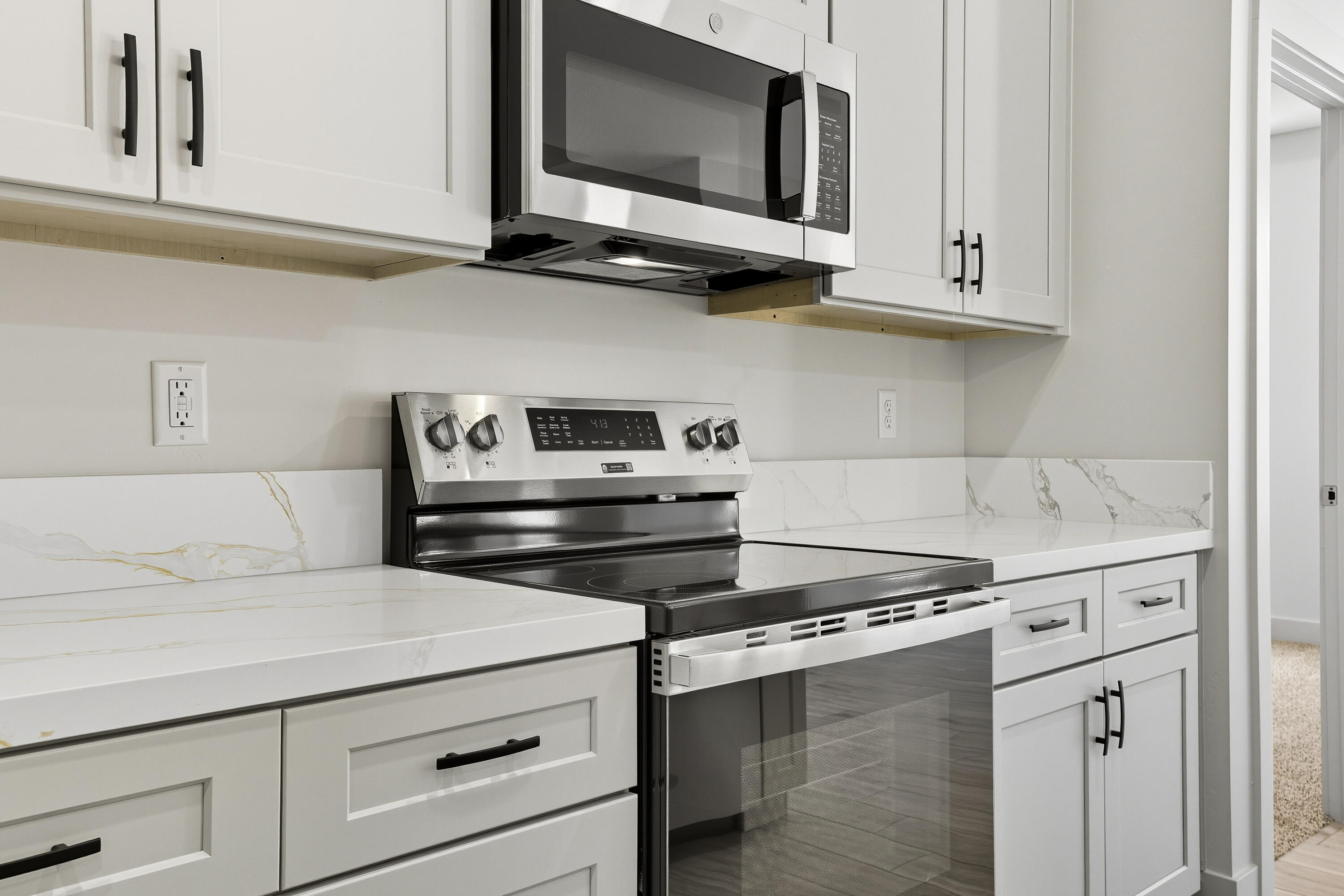 HURRICANE VIEWS - Residential