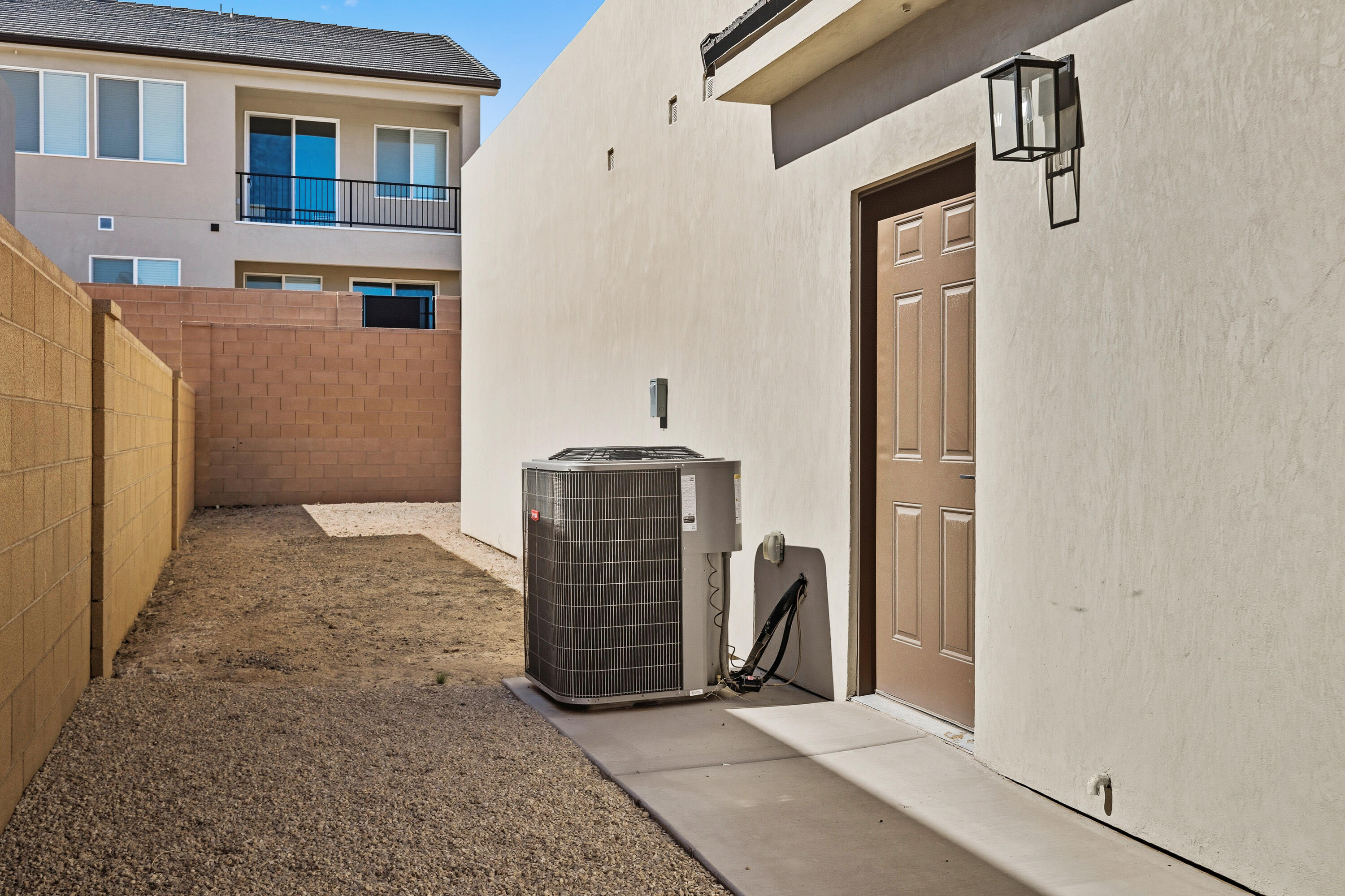 HURRICANE VIEWS - Residential