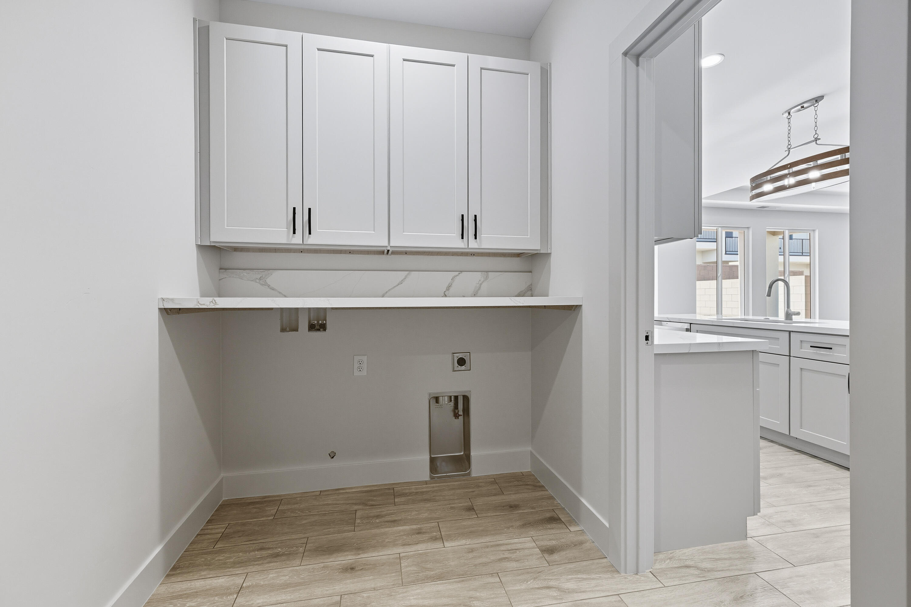 HURRICANE VIEWS - Residential