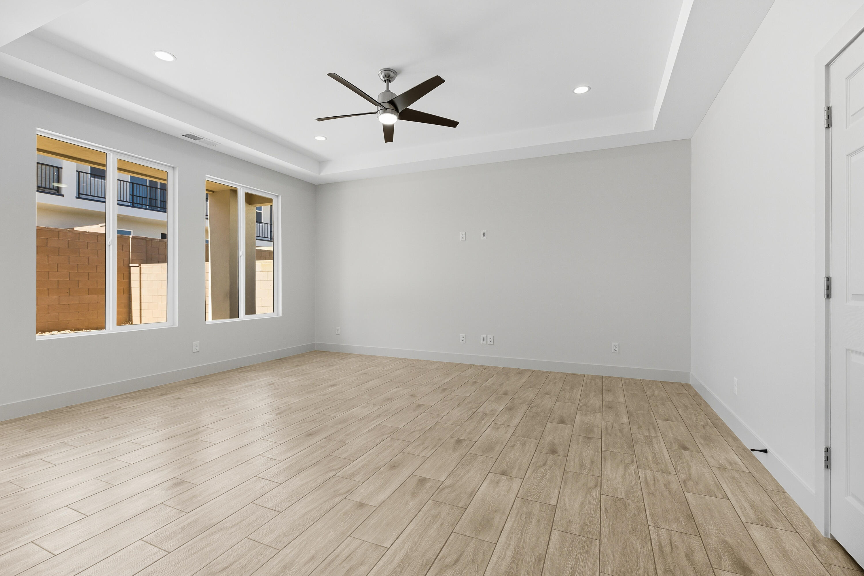 HURRICANE VIEWS - Residential