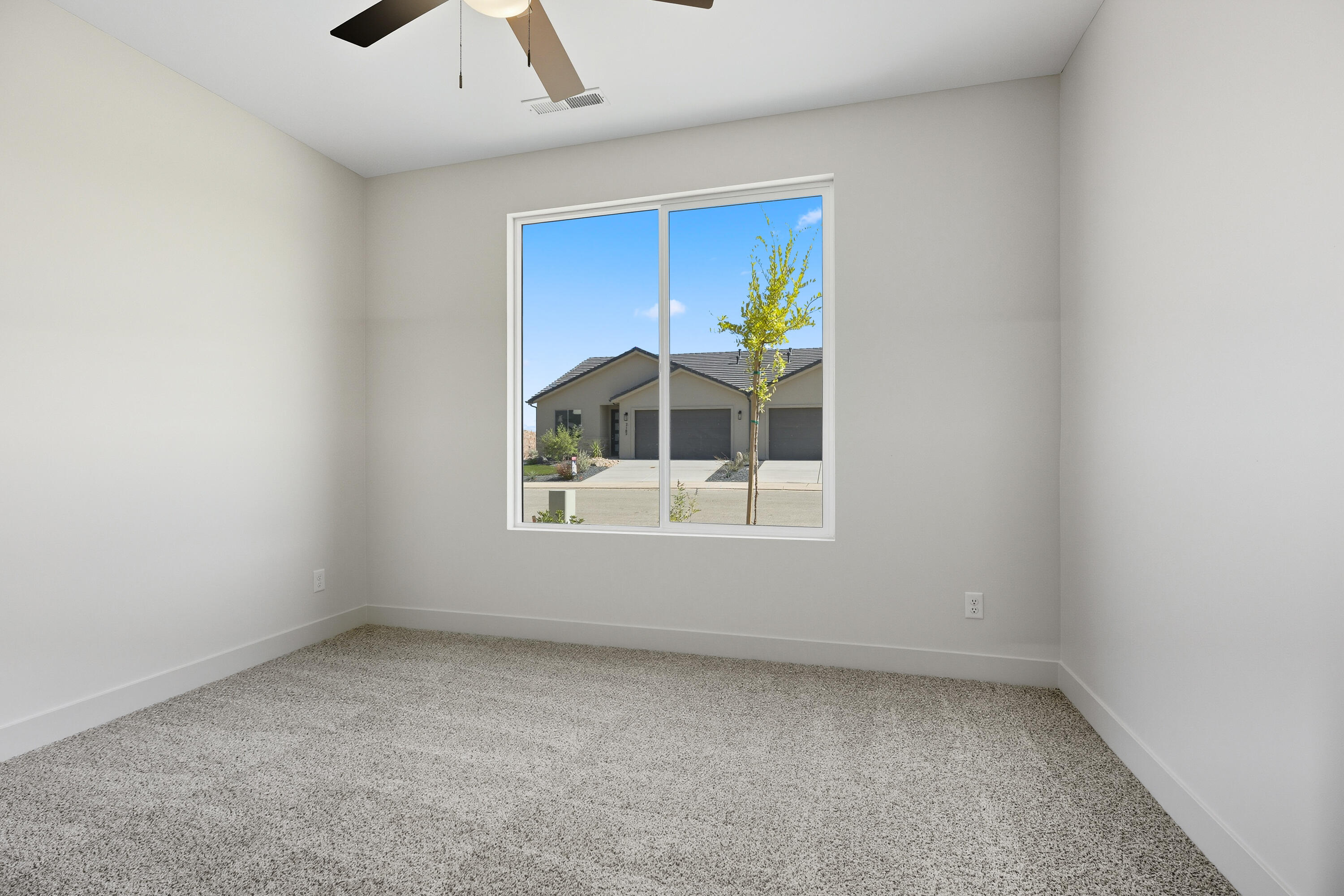 HURRICANE VIEWS - Residential