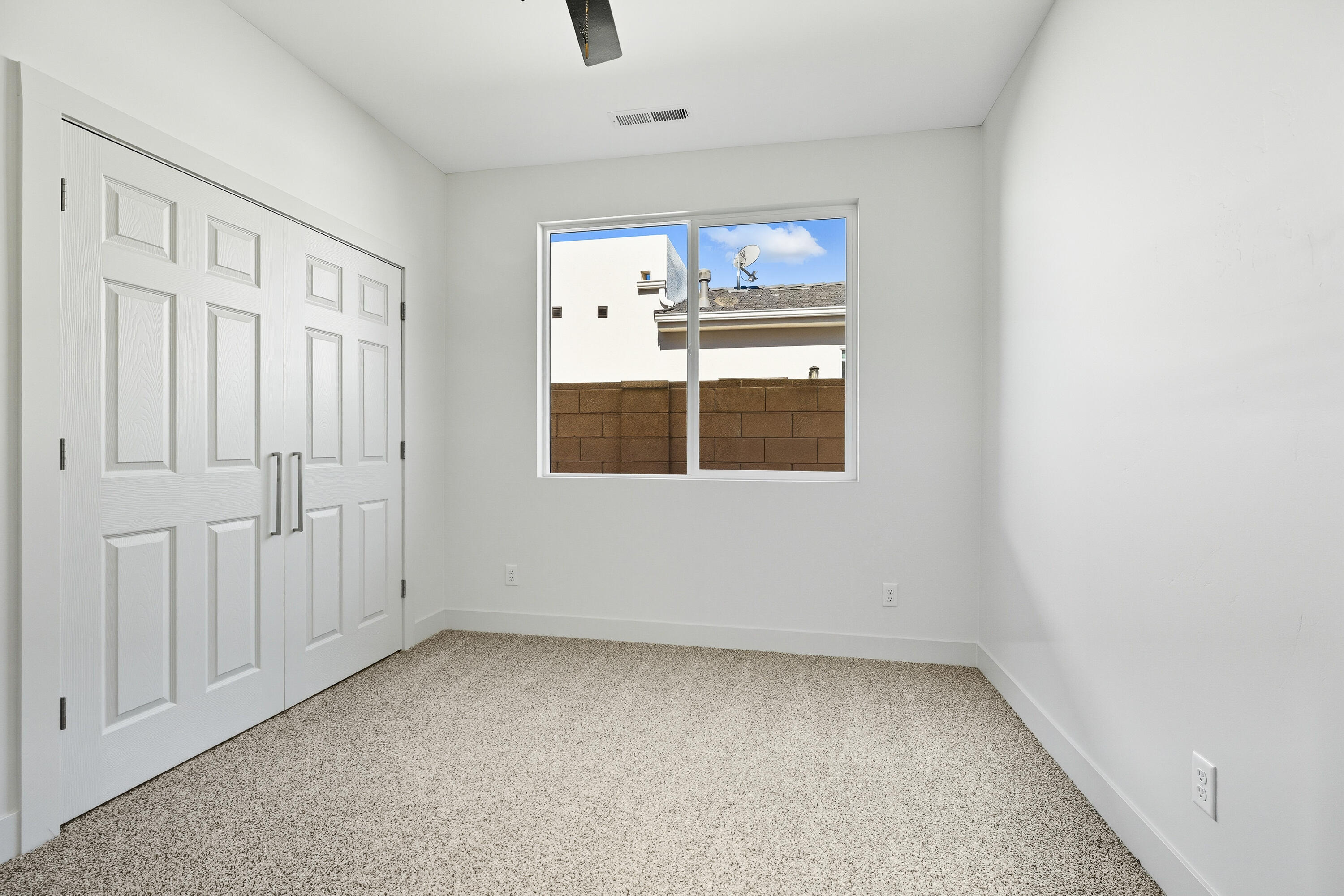 HURRICANE VIEWS - Residential