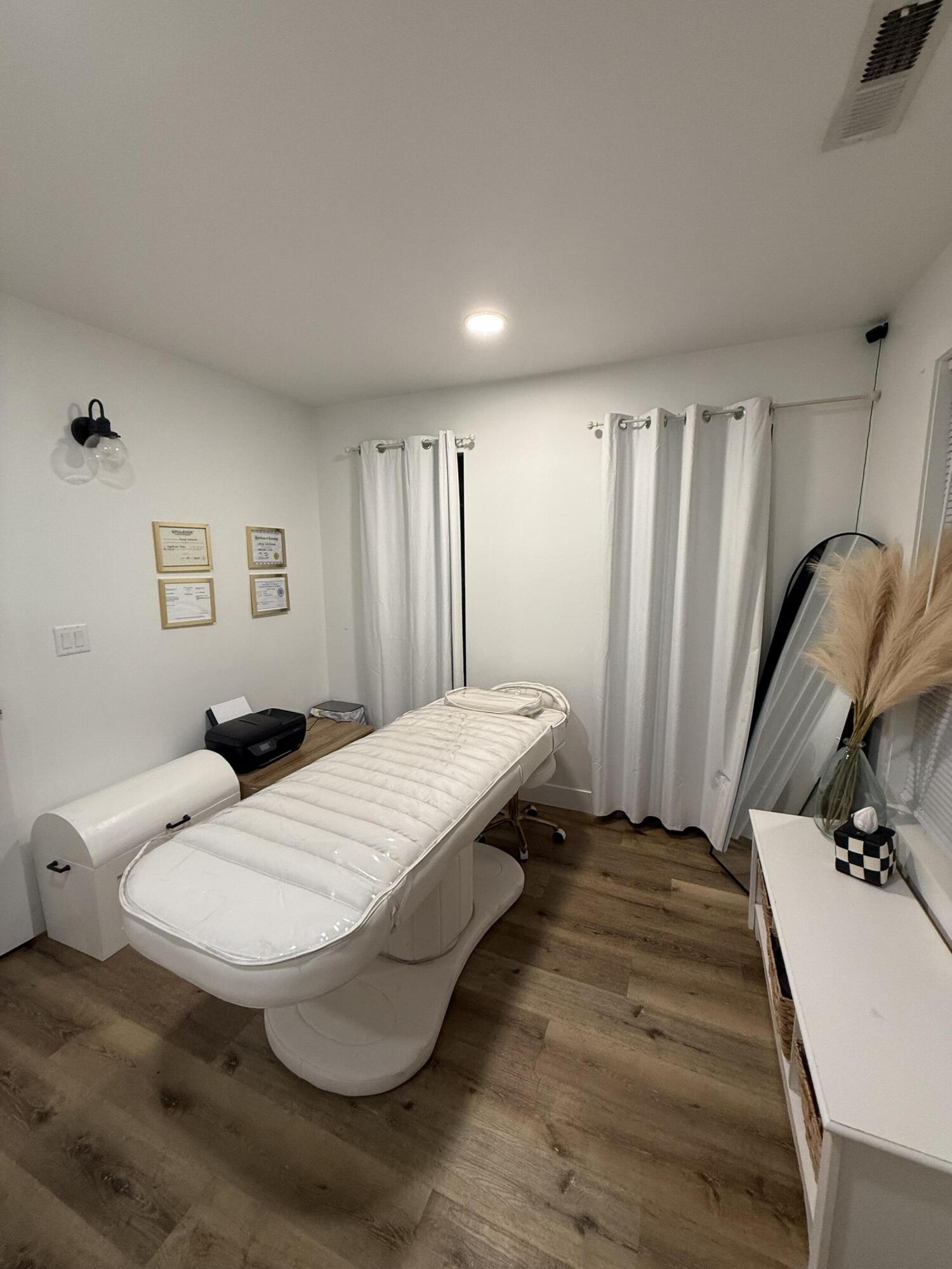 RACING RANCH MOBILE HM ESTATES - Residential