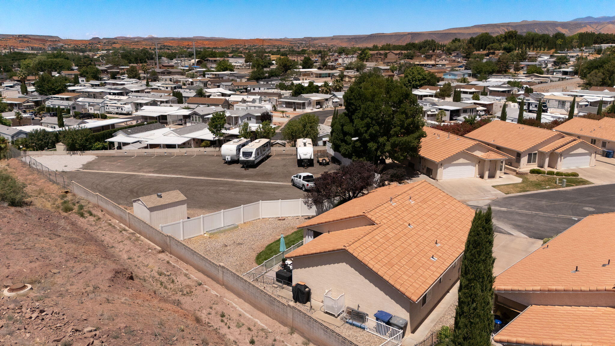 HORIZONS WEST - Residential