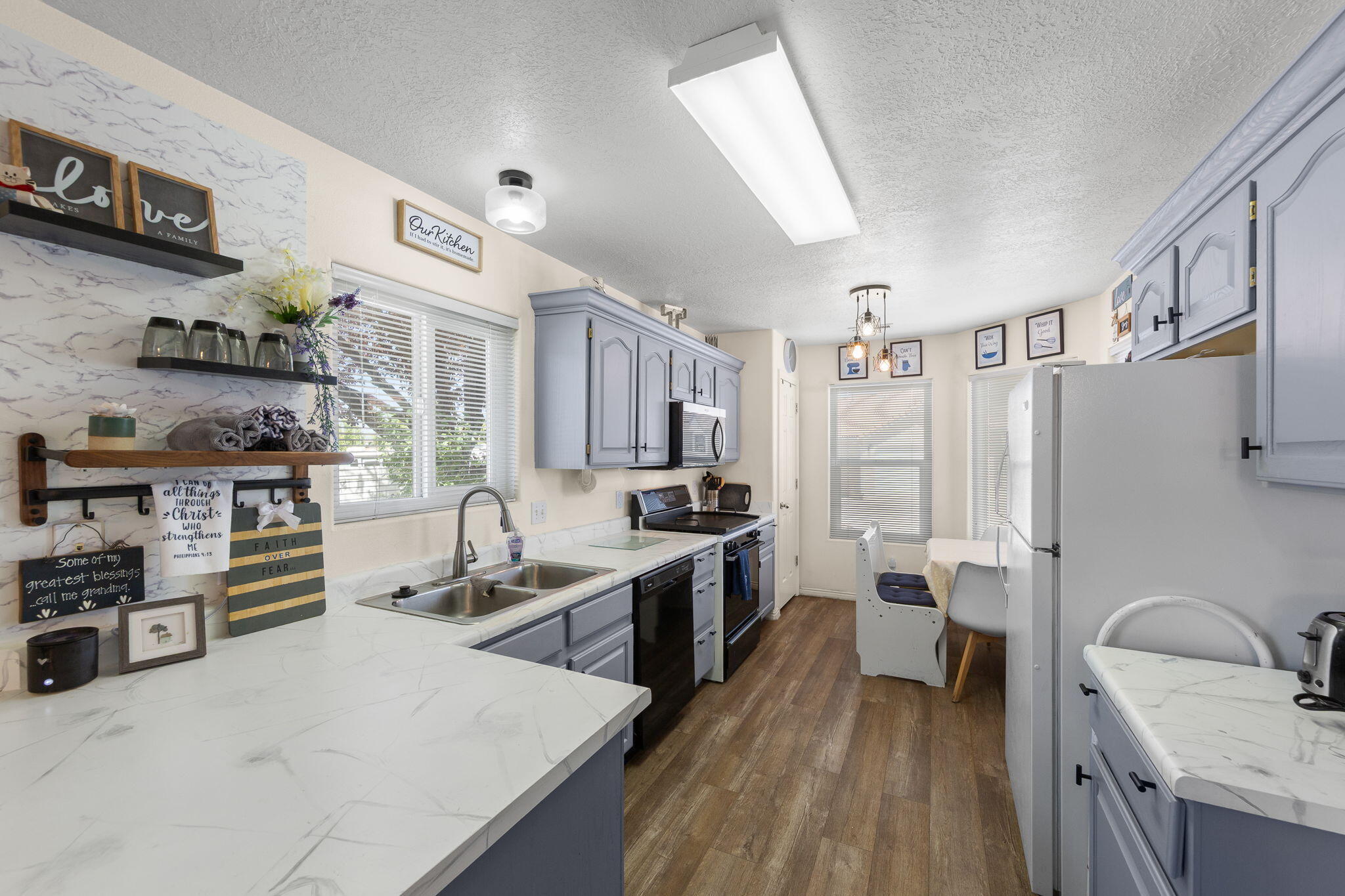 HORIZONS WEST - Residential