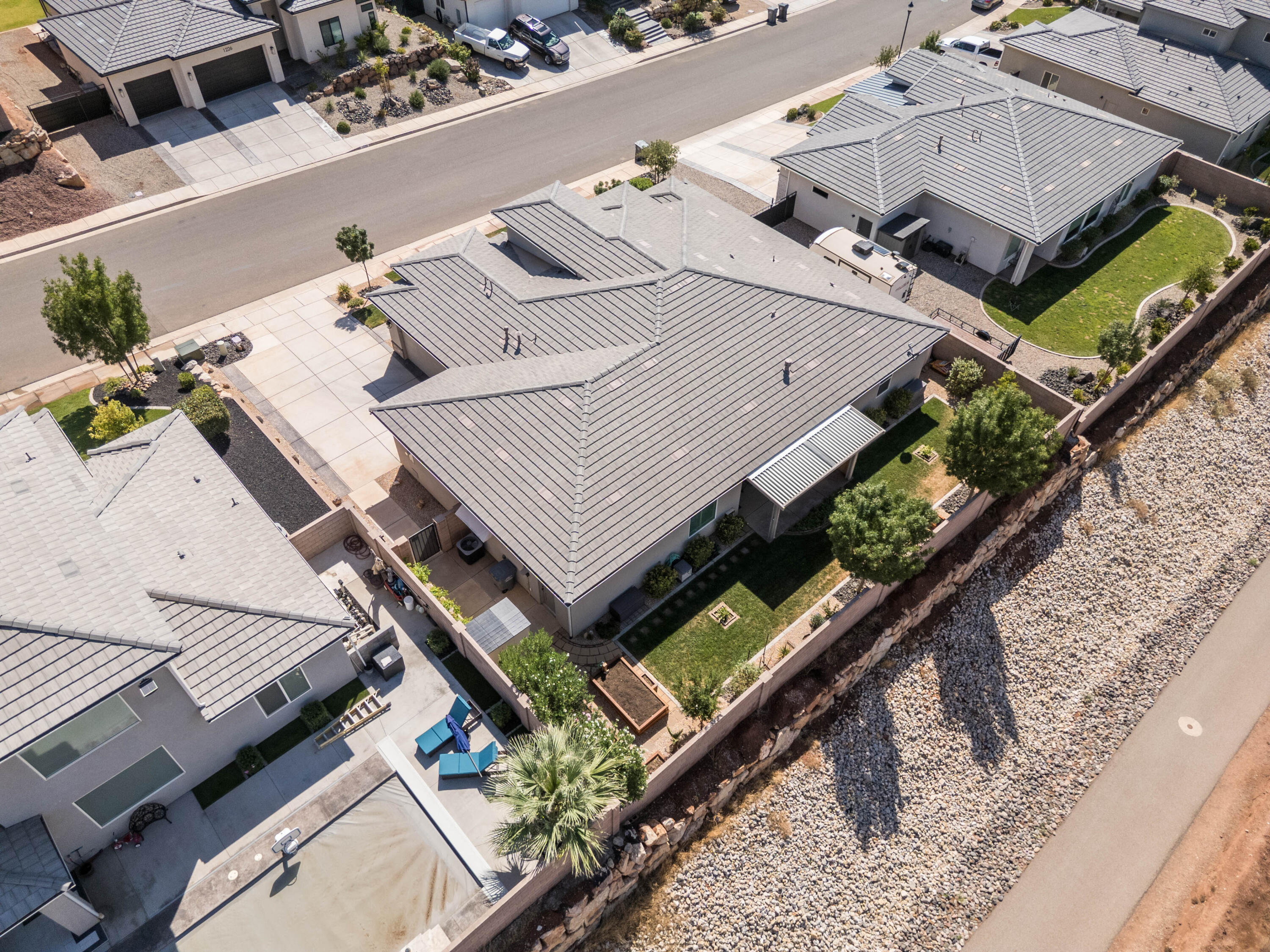 SHOOTING STAR - Residential