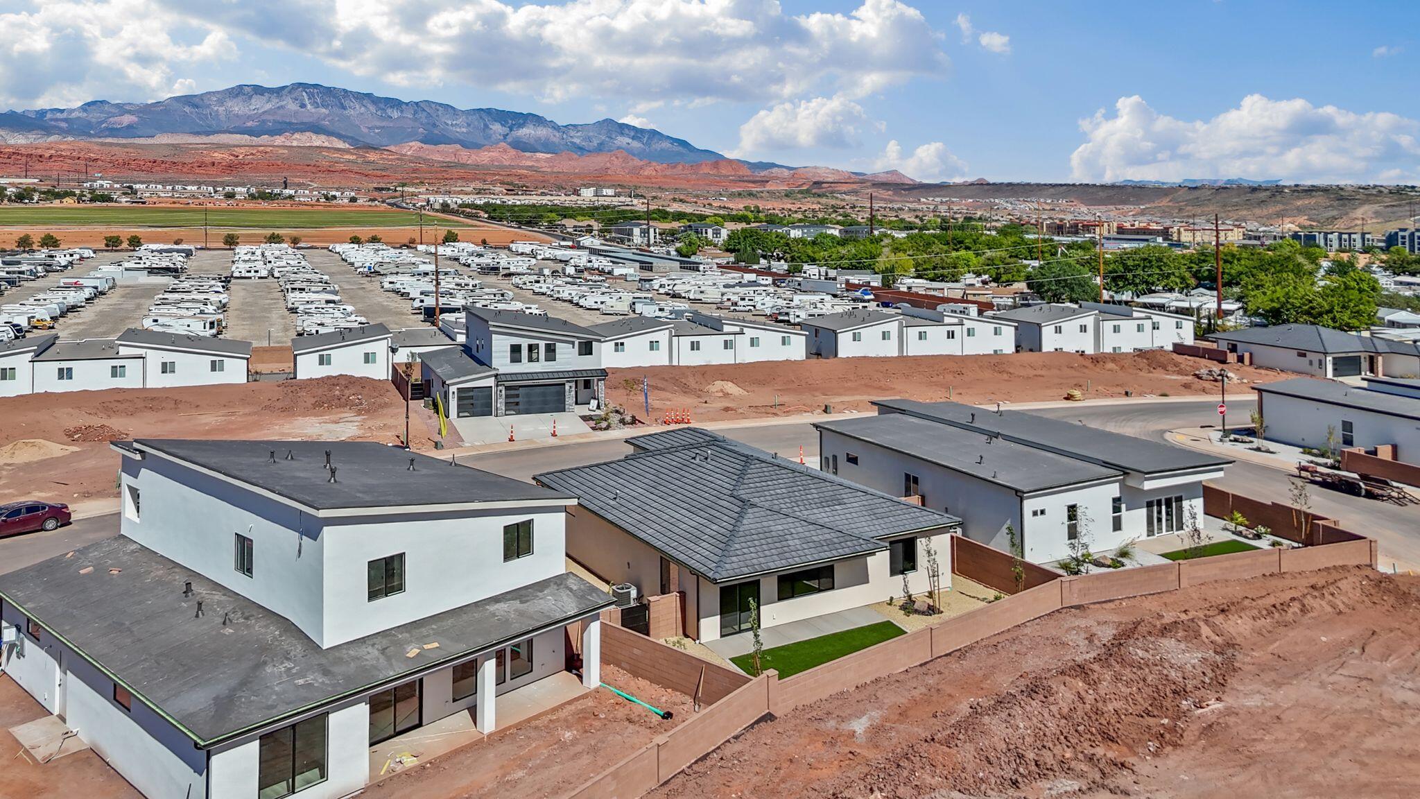 DESERT RIDGE ESTATES - Residential