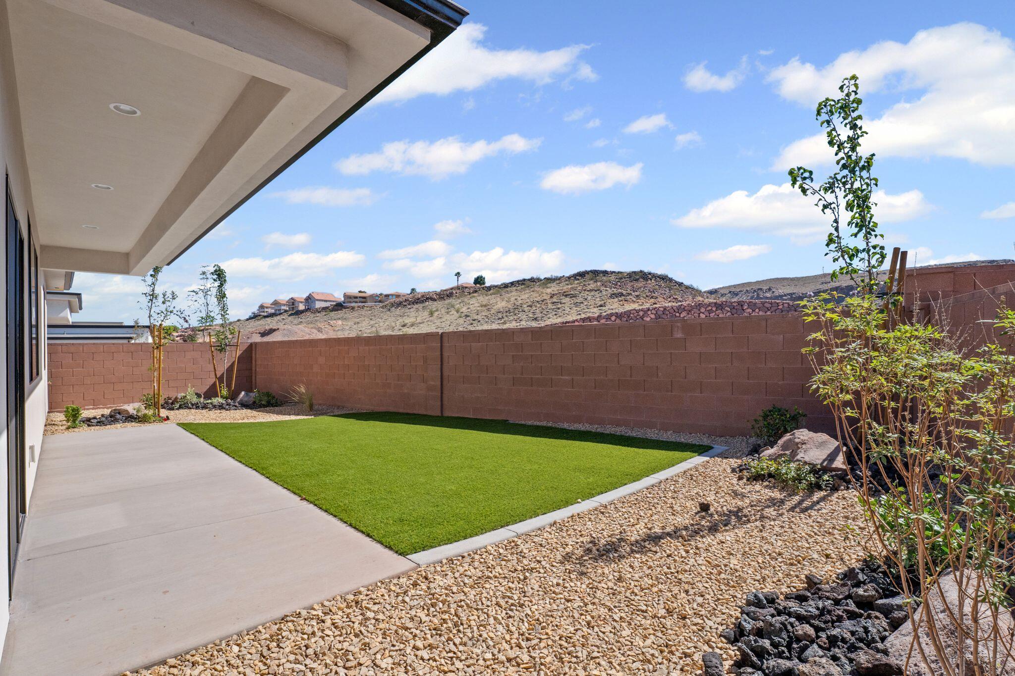 DESERT RIDGE ESTATES - Residential
