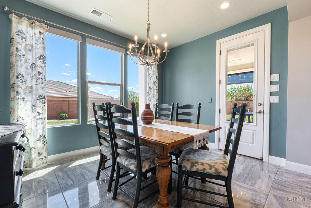 ROADRUNNER RIDGE - Residential