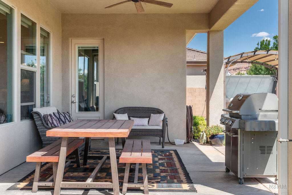 ROADRUNNER RIDGE - Residential
