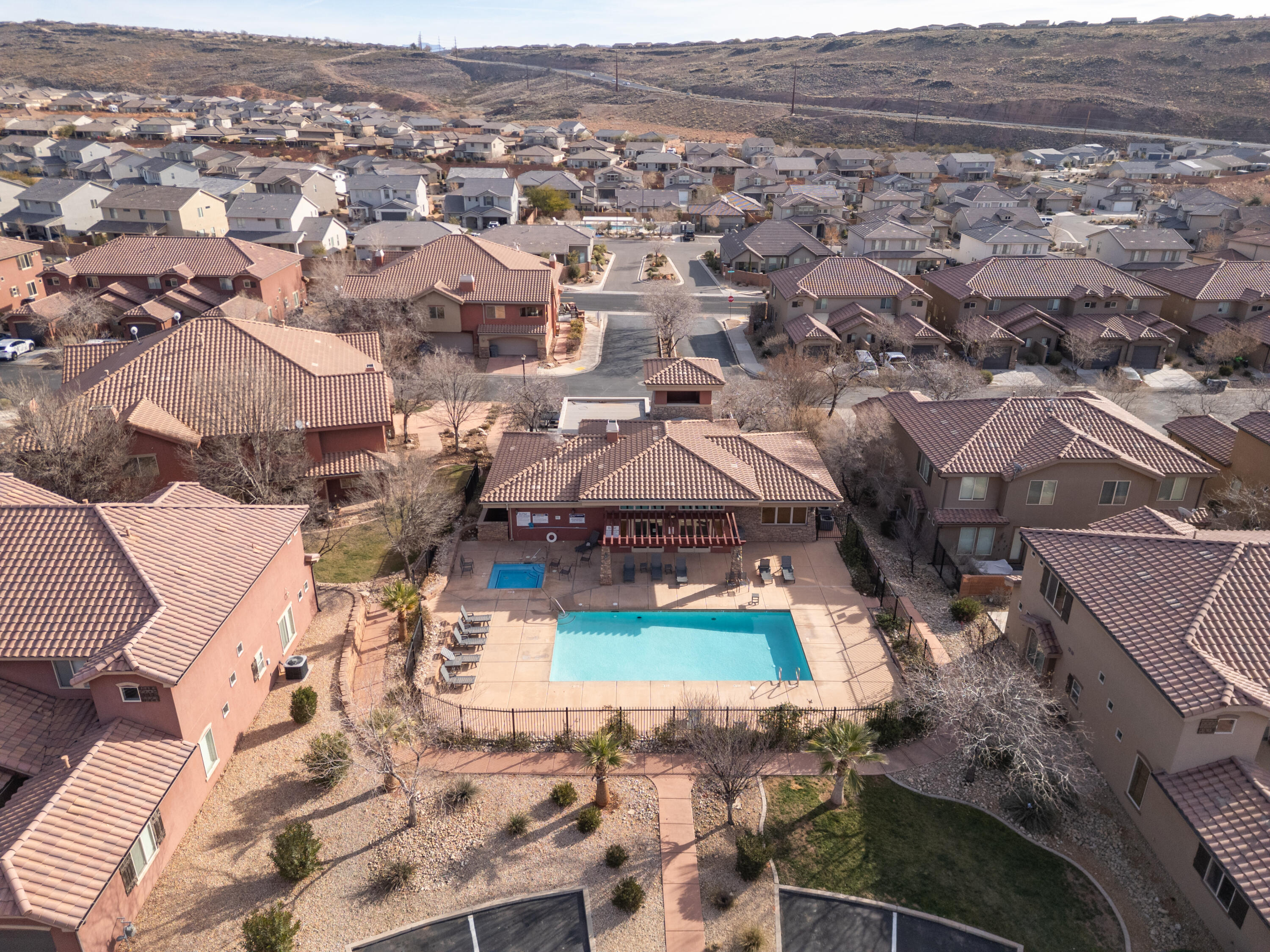 VILLAS AT SIENNA HILLS - Residential