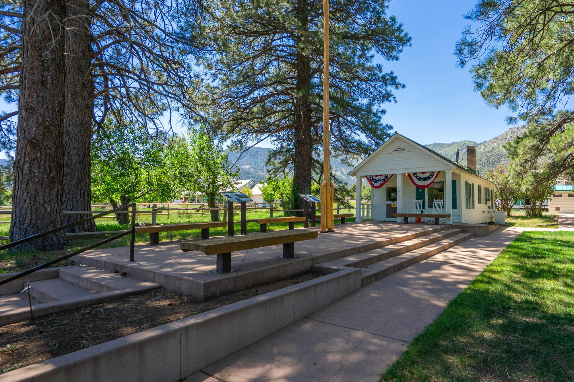 SPRING CREEK PINES - Residential