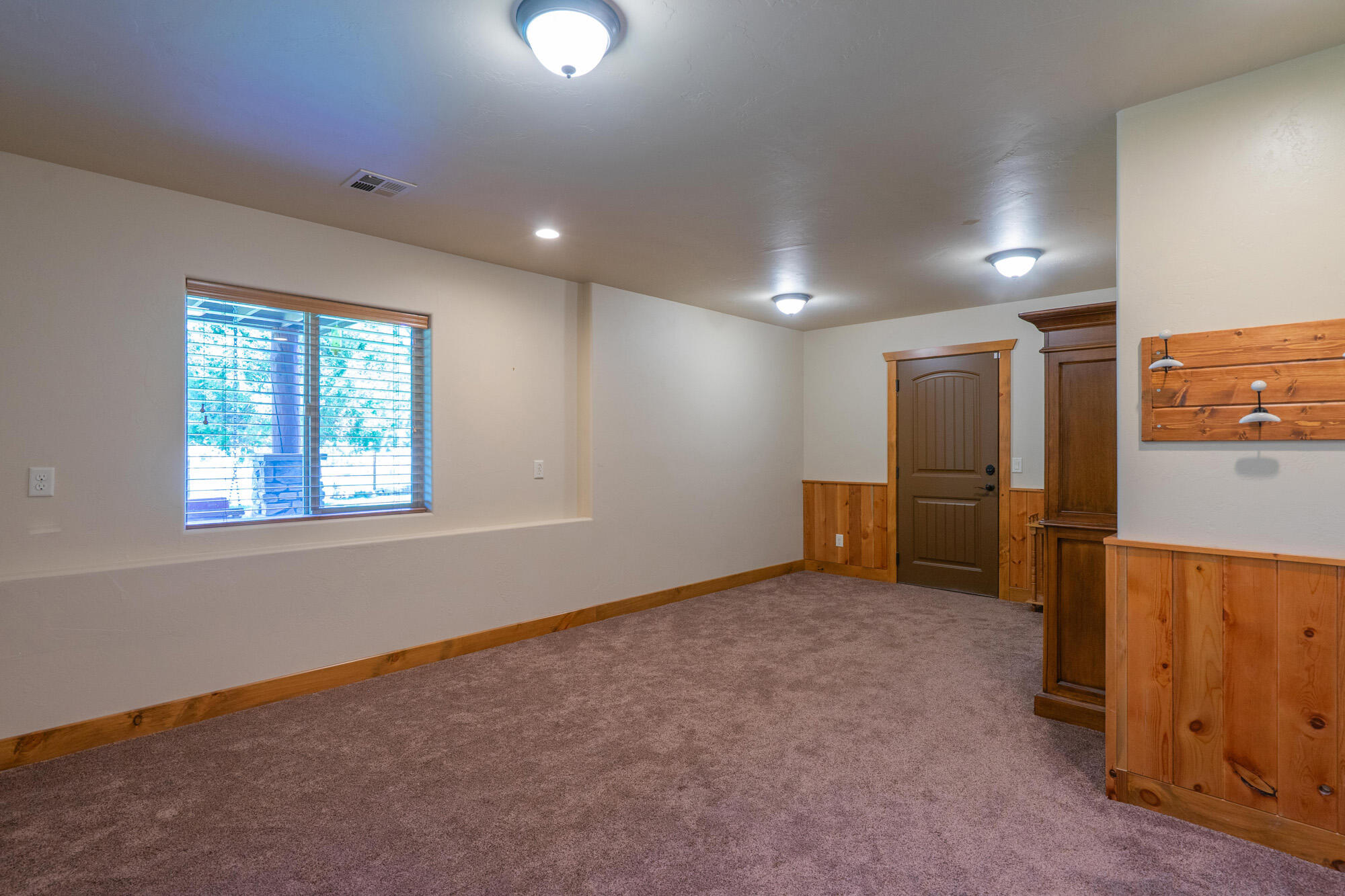 SPRING CREEK PINES - Residential