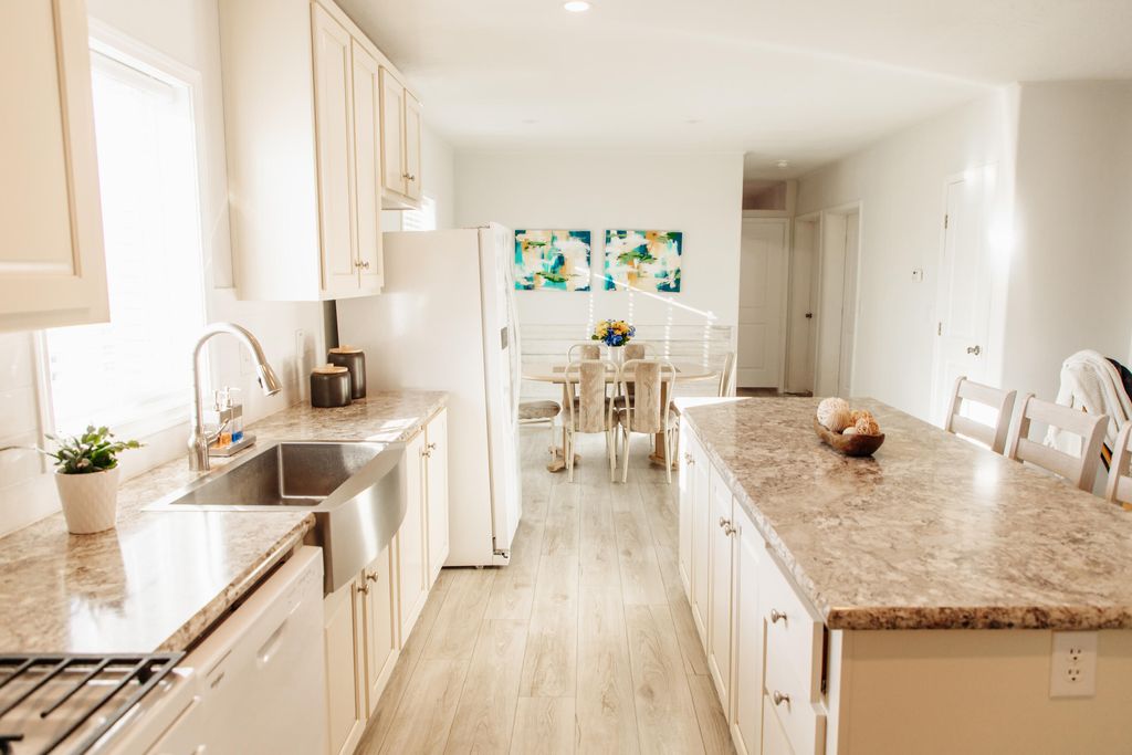 Photo of 1700 W 2700 N 110 #110, Pleasant View, UT 84404 (MLS # 25-266824)