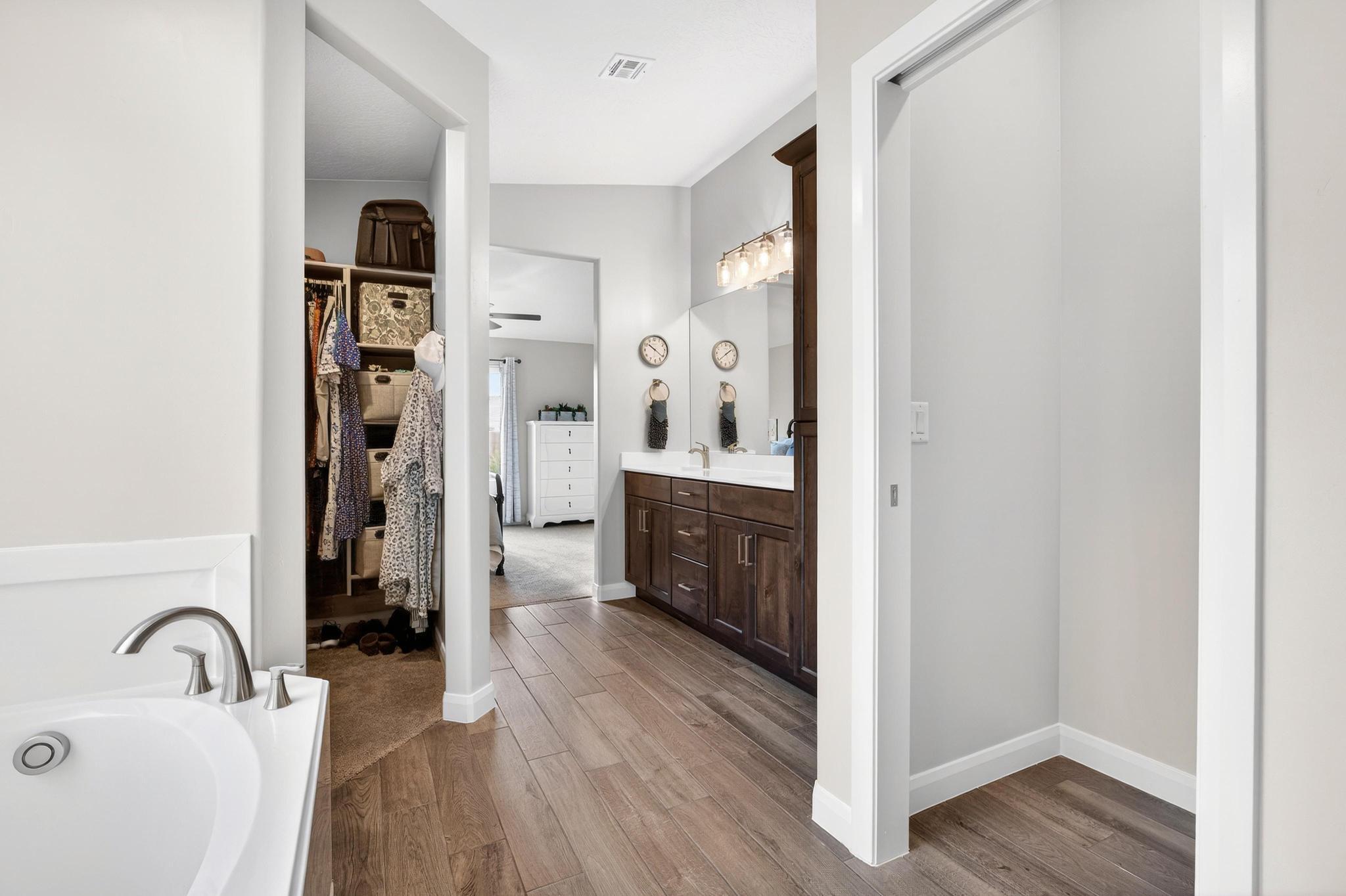 RED WATERS - Residential