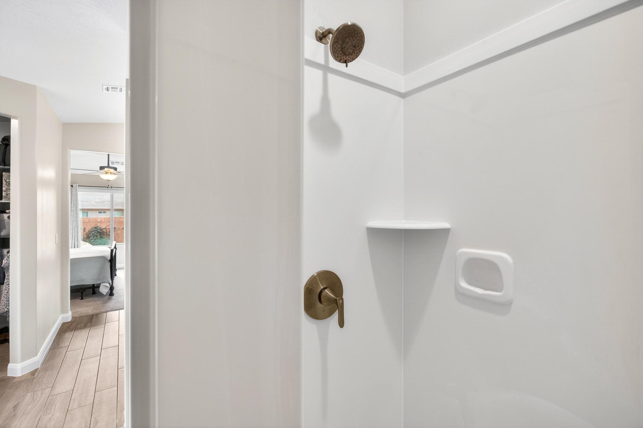 RED WATERS - Residential