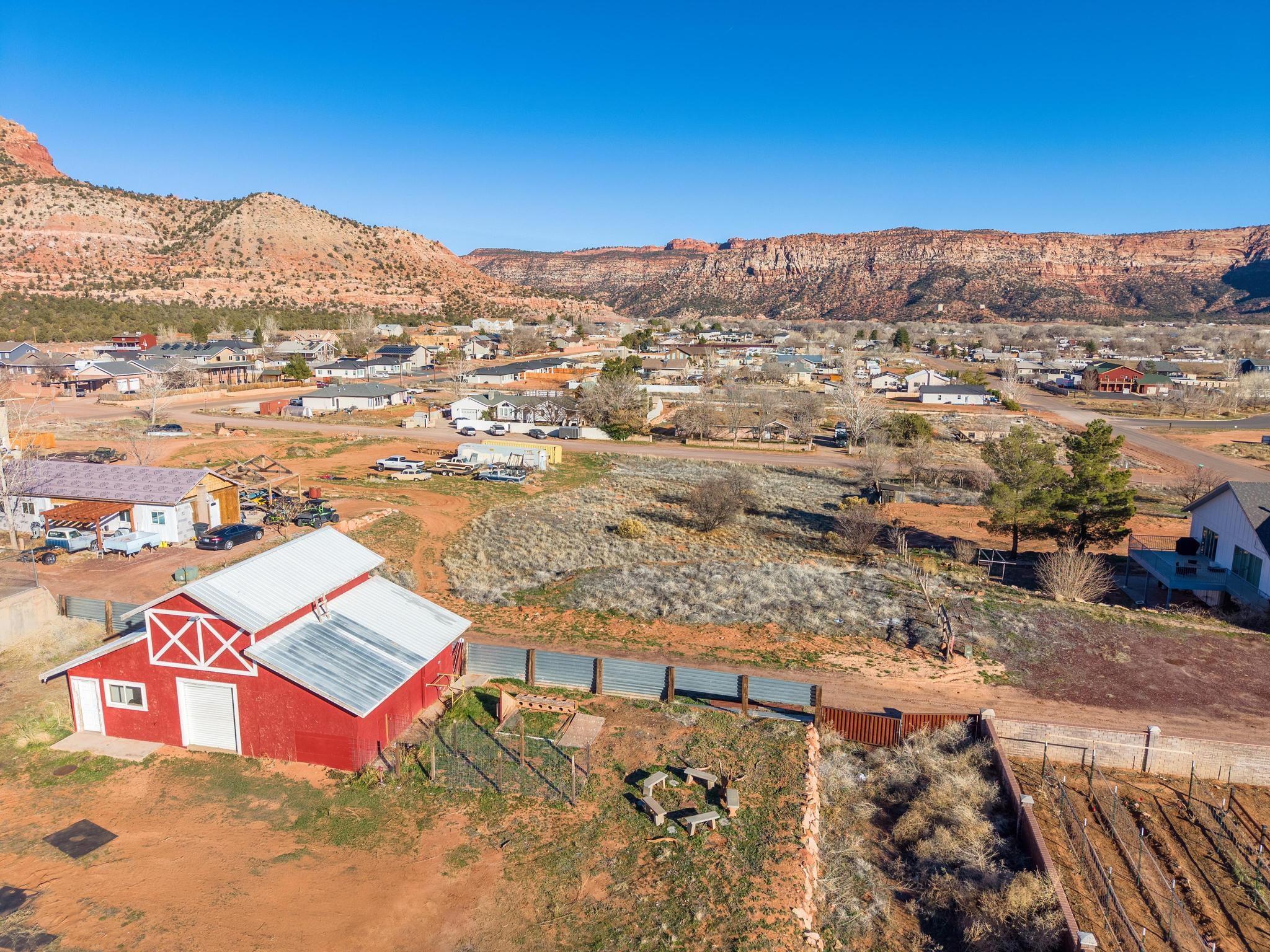 SHORT CREEK - Residential